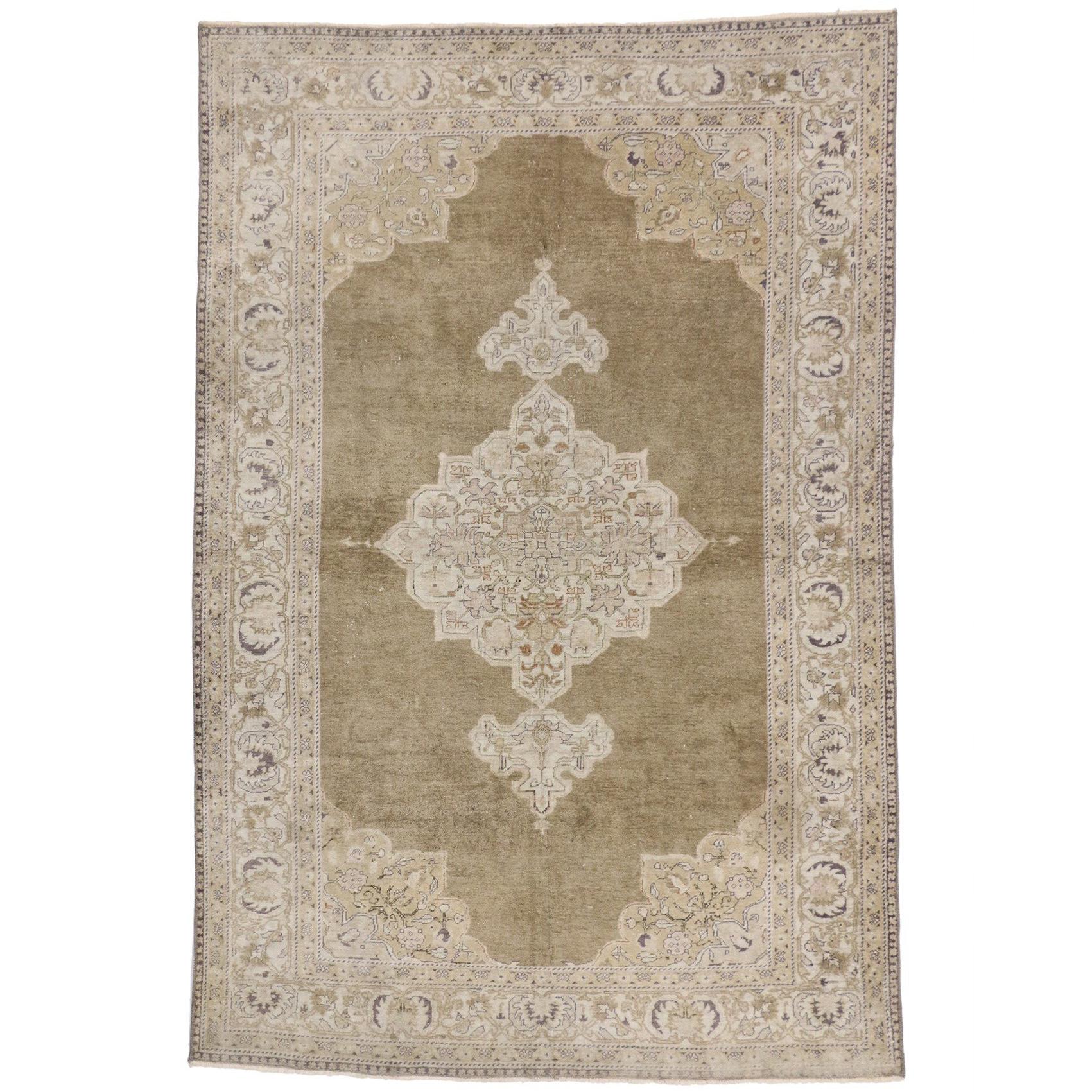 Vintage Turkish Oushak Rug with Traditional Style, Earth Tone Colors For Sale