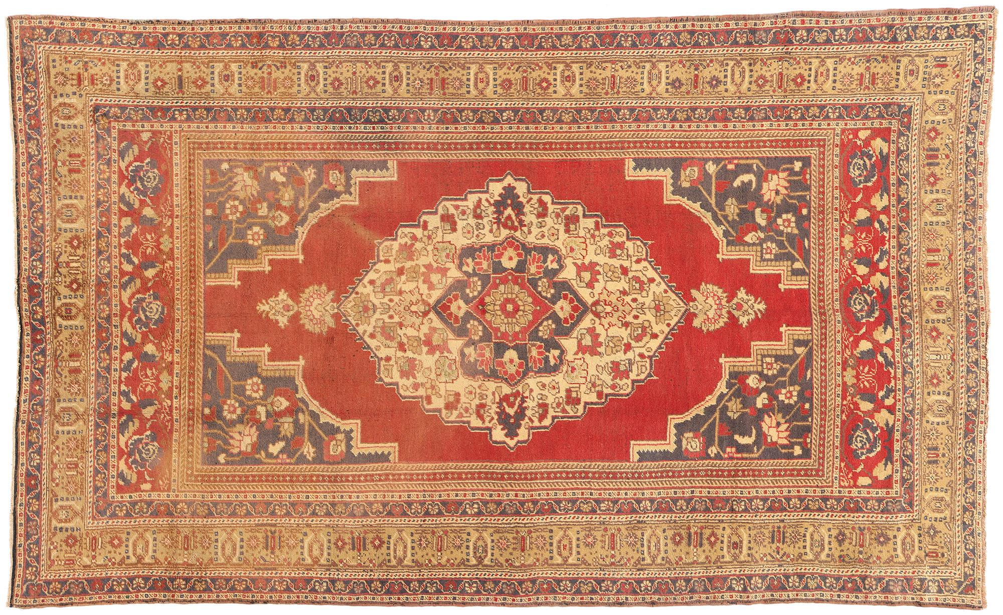 1960's Turkish Oushak Carpet with Traditional Style For Sale 3