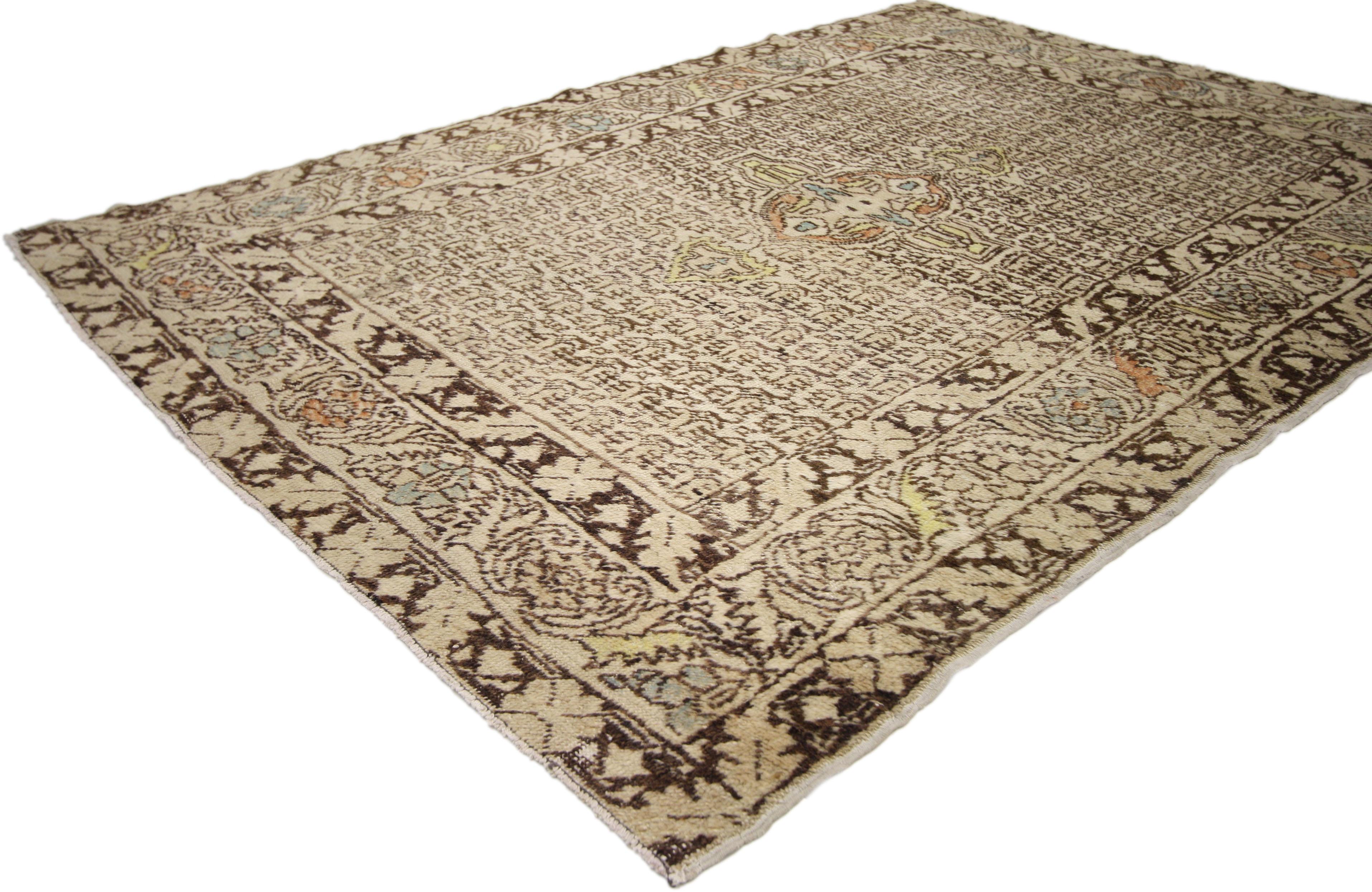 52335, vintage Turkish Oushak rug with Transitional William and Mary style. With its neutral color palette, straight and curved lines, this hand knotted wool vintage Turkish Oushak rug beautifully embodies William and Mary style with a modern twist.