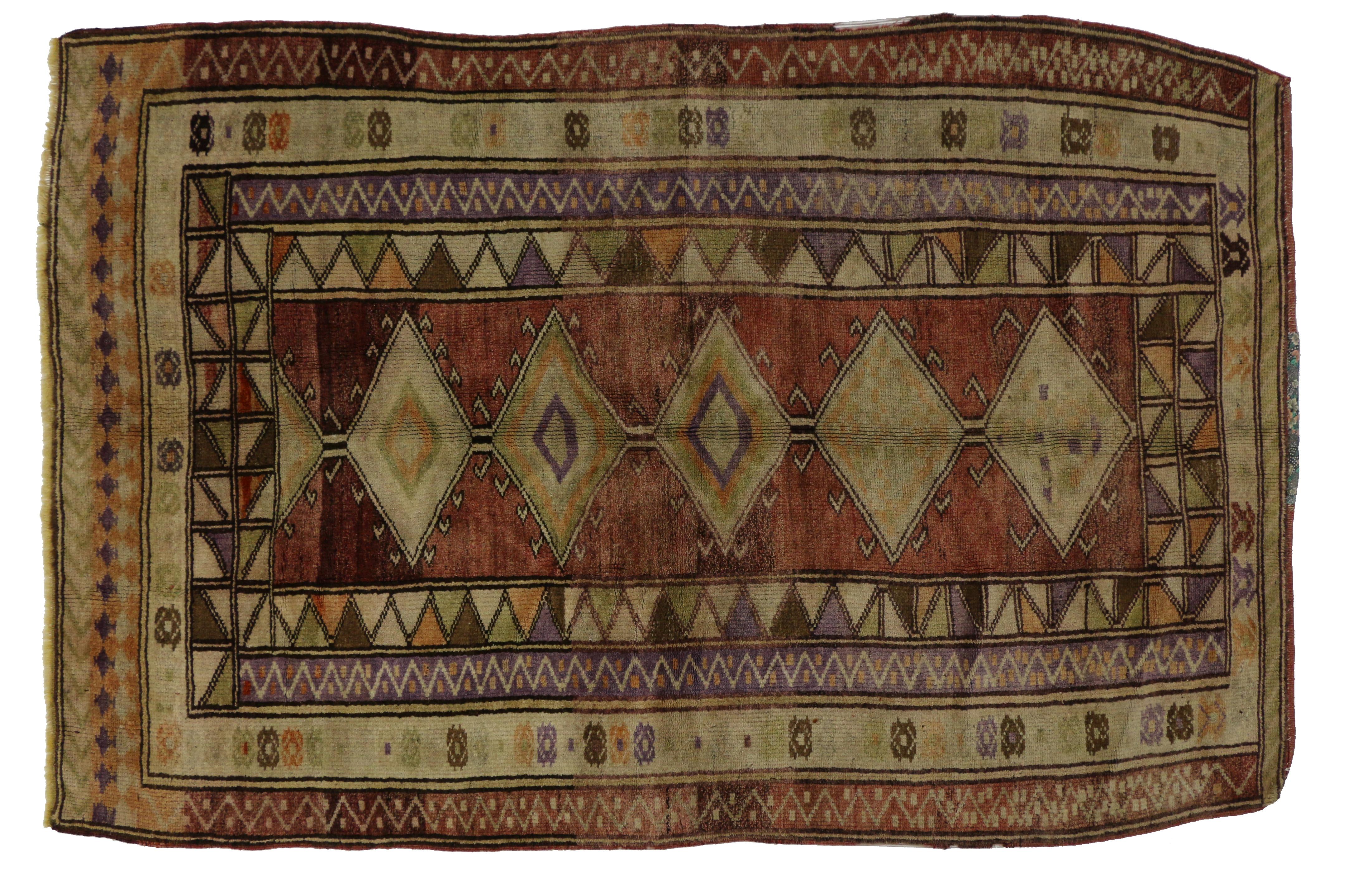 Vintage Turkish Oushak Rug with Tribal Mid-Century Modern Style In Good Condition In Dallas, TX