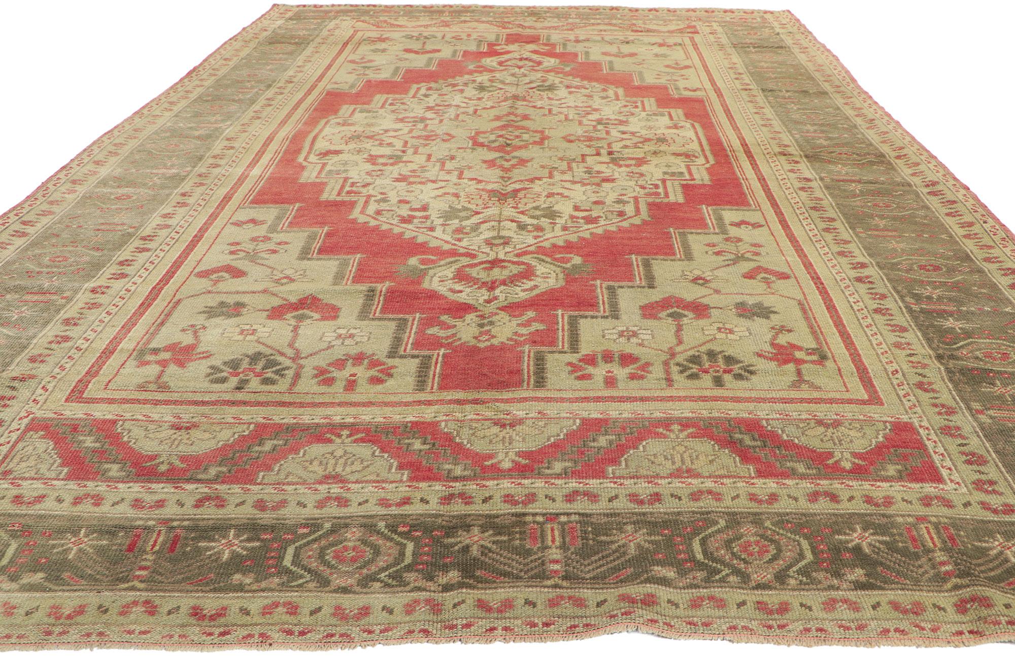 Vintage Turkish Oushak Rug with Tudor Style In Good Condition For Sale In Dallas, TX