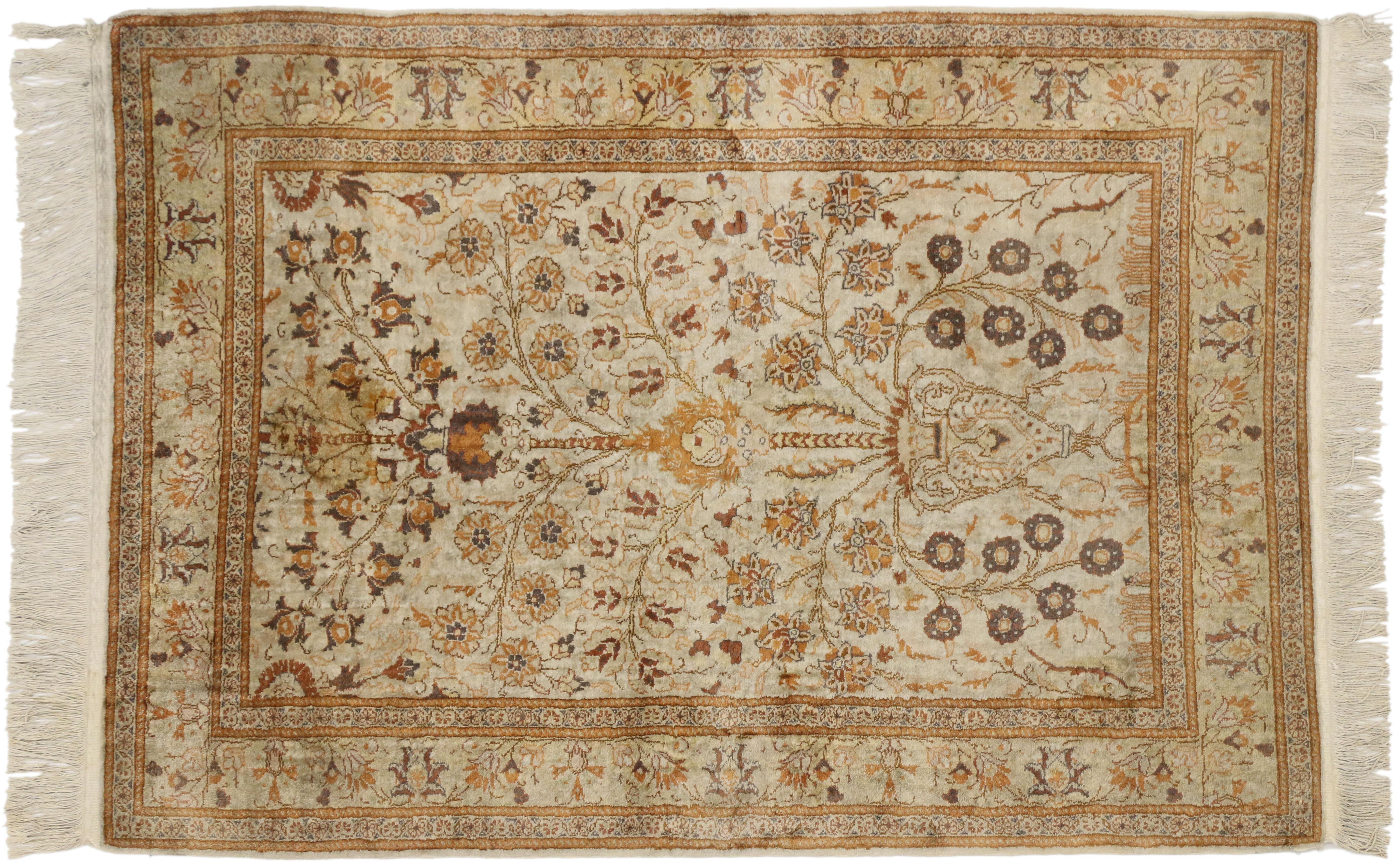 Cotton Vintage Turkish Oushak Rug with Vase Design For Sale