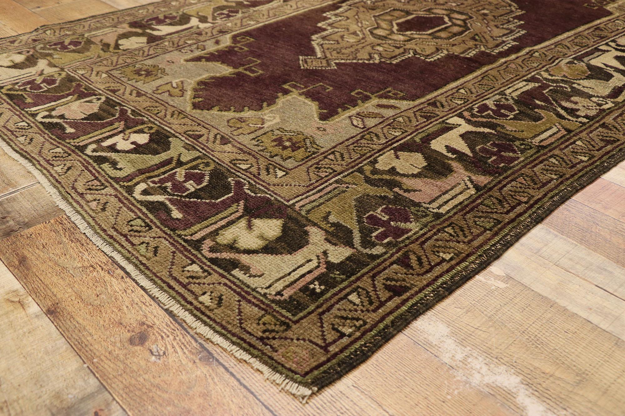 Wool Vintage Turkish Oushak Rug with Venetian Renaissance Style For Sale