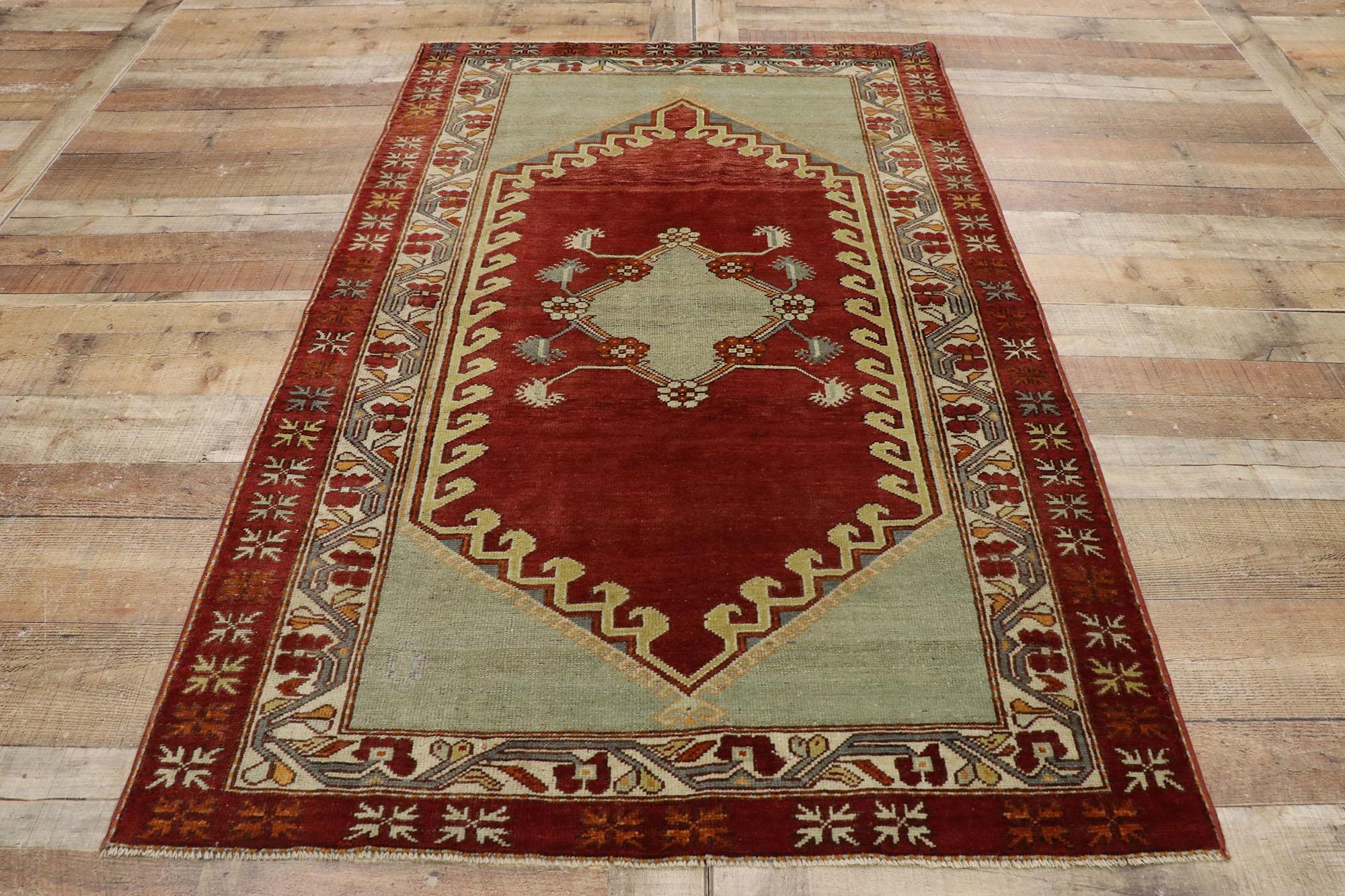 Vintage Turkish Oushak Rug with Venetian Style For Sale 1