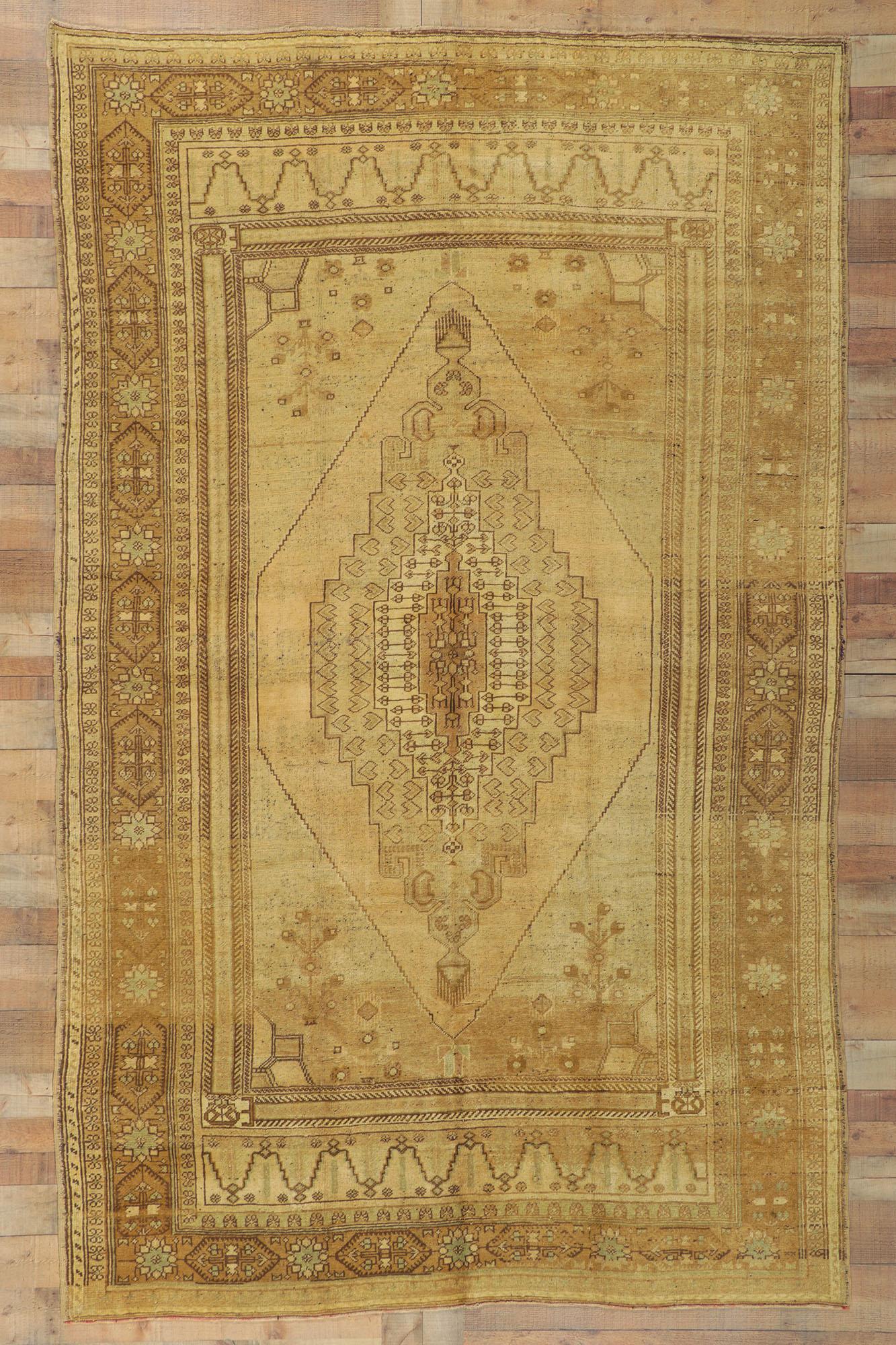 Vintage Turkish Oushak Rug with Warm Earth-Tone Colors For Sale 5