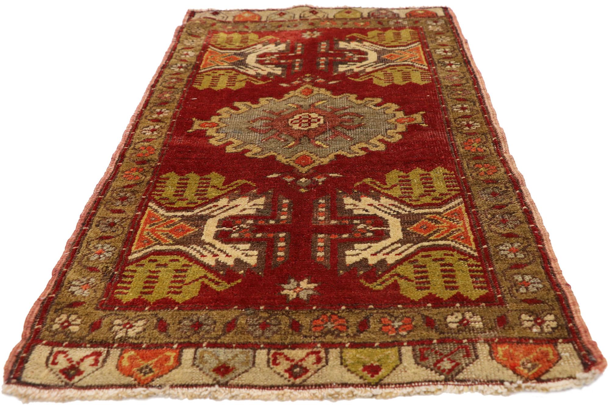  Vintage Turkish Oushak Yastik Scatter Rug, Small Accent Rug For Sale 1