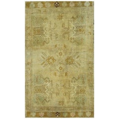 Vintage Turkish Oushak Rug Yastik Accent Rug Vintage Turkish Oushak Rug Yastik Accent Rug