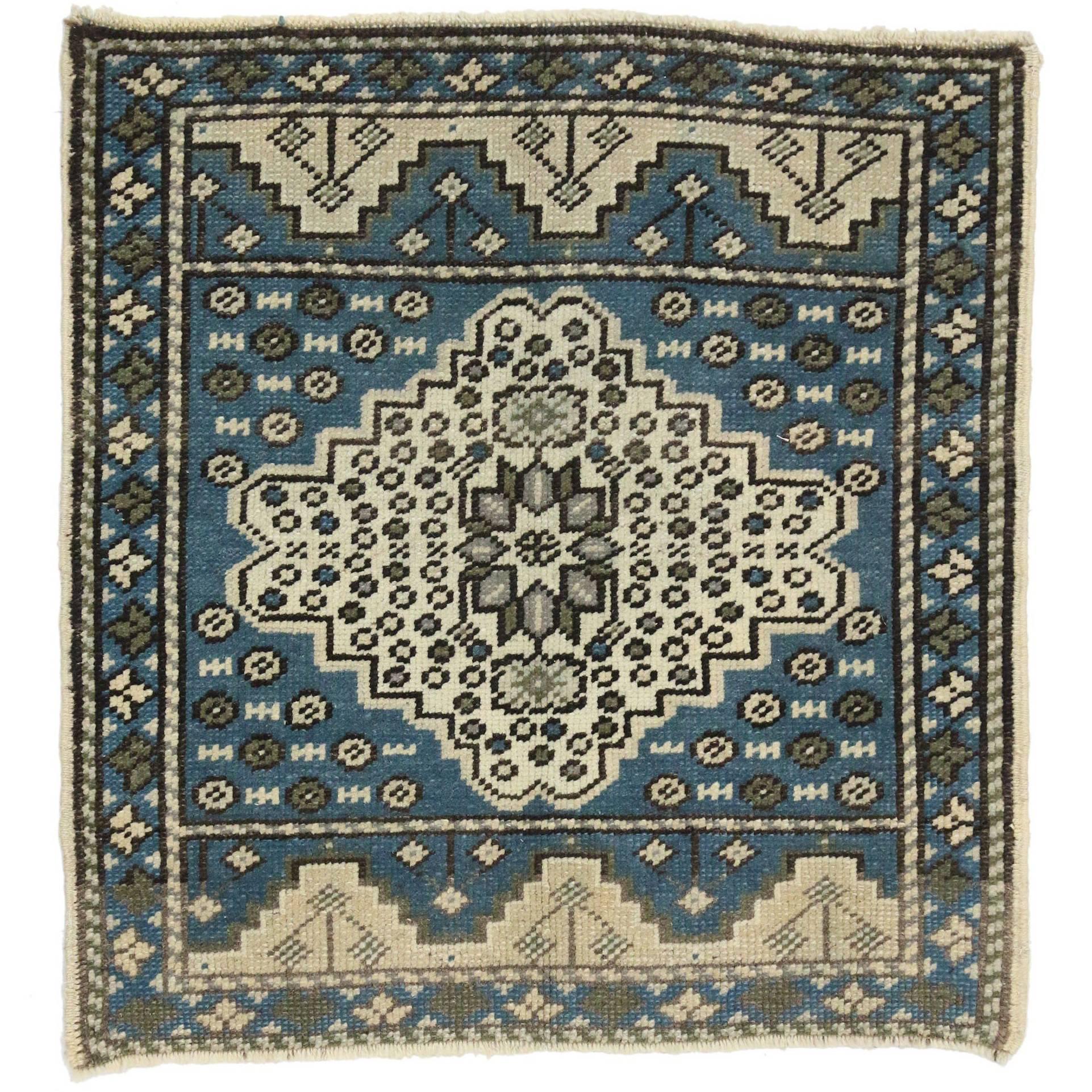 Vintage Turkish Oushak Rug Yastik Rug for Foyer, Kitchen, Bathroom, or Entry