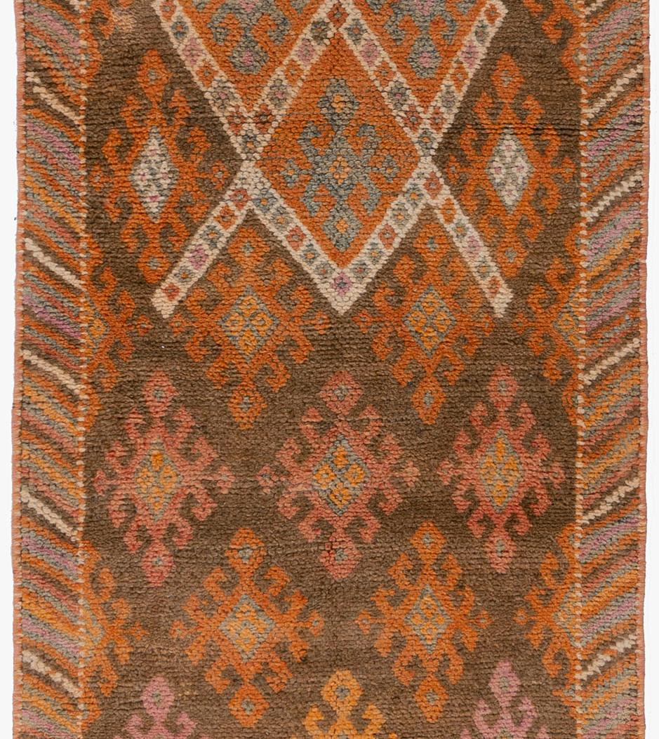 Runner turco vintage Oushak 2'10 x 11'11 In condizioni buone in vendita a New York, NY