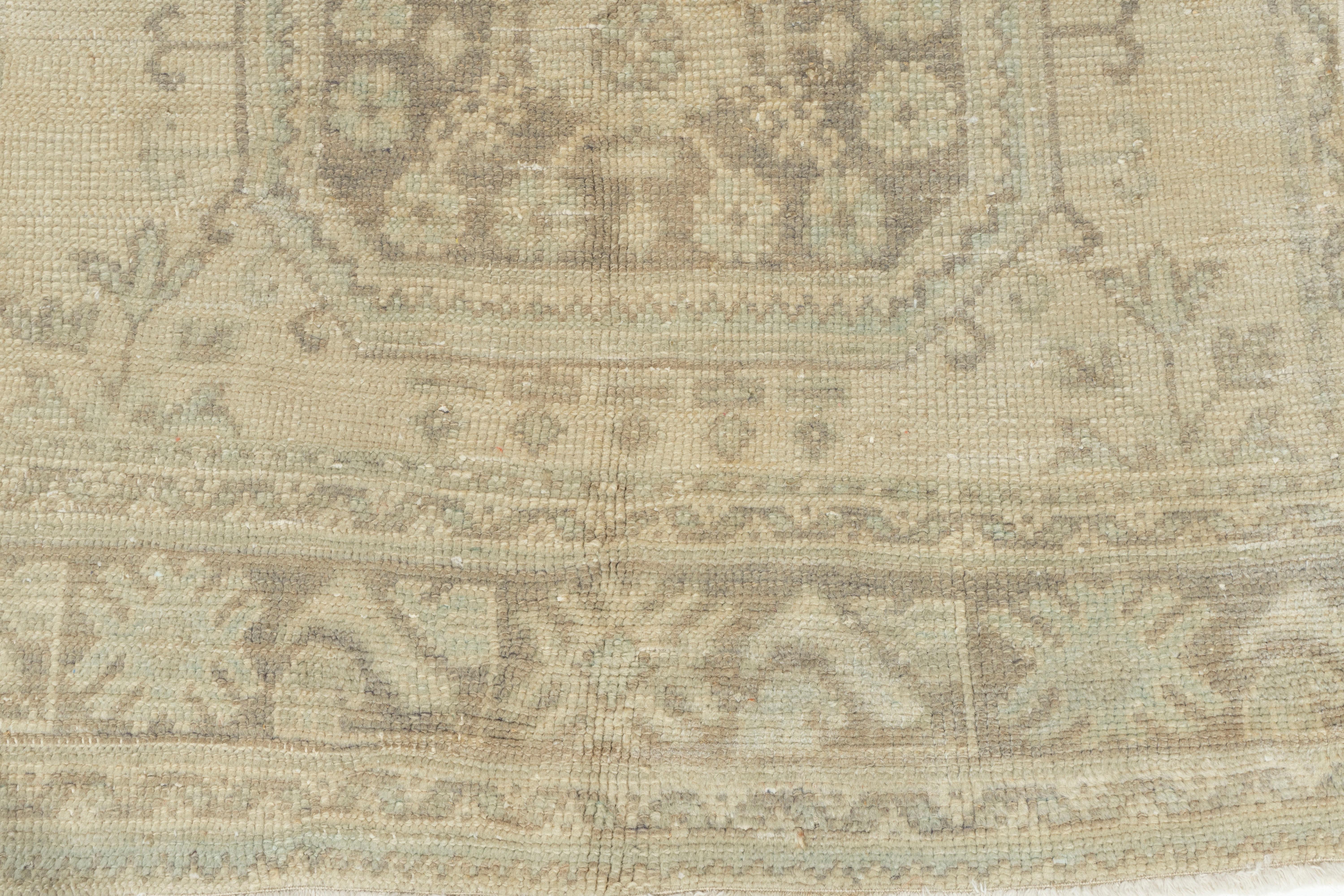 Vintage Turkish Oushak Runner 2'11 X 11' In Good Condition For Sale In New York, NY