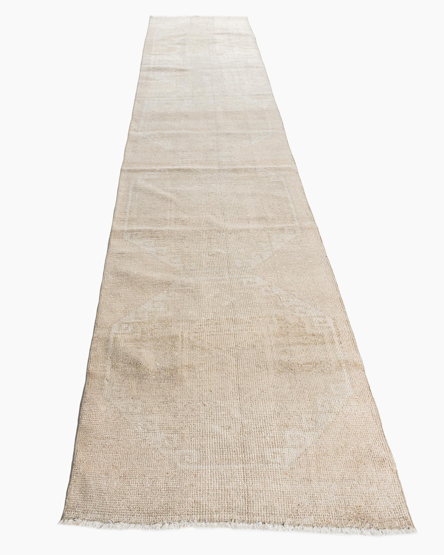 Türkischer Oushak-Läufer im Vintage-Stil 2'9 x 12'5 im Angebot 6