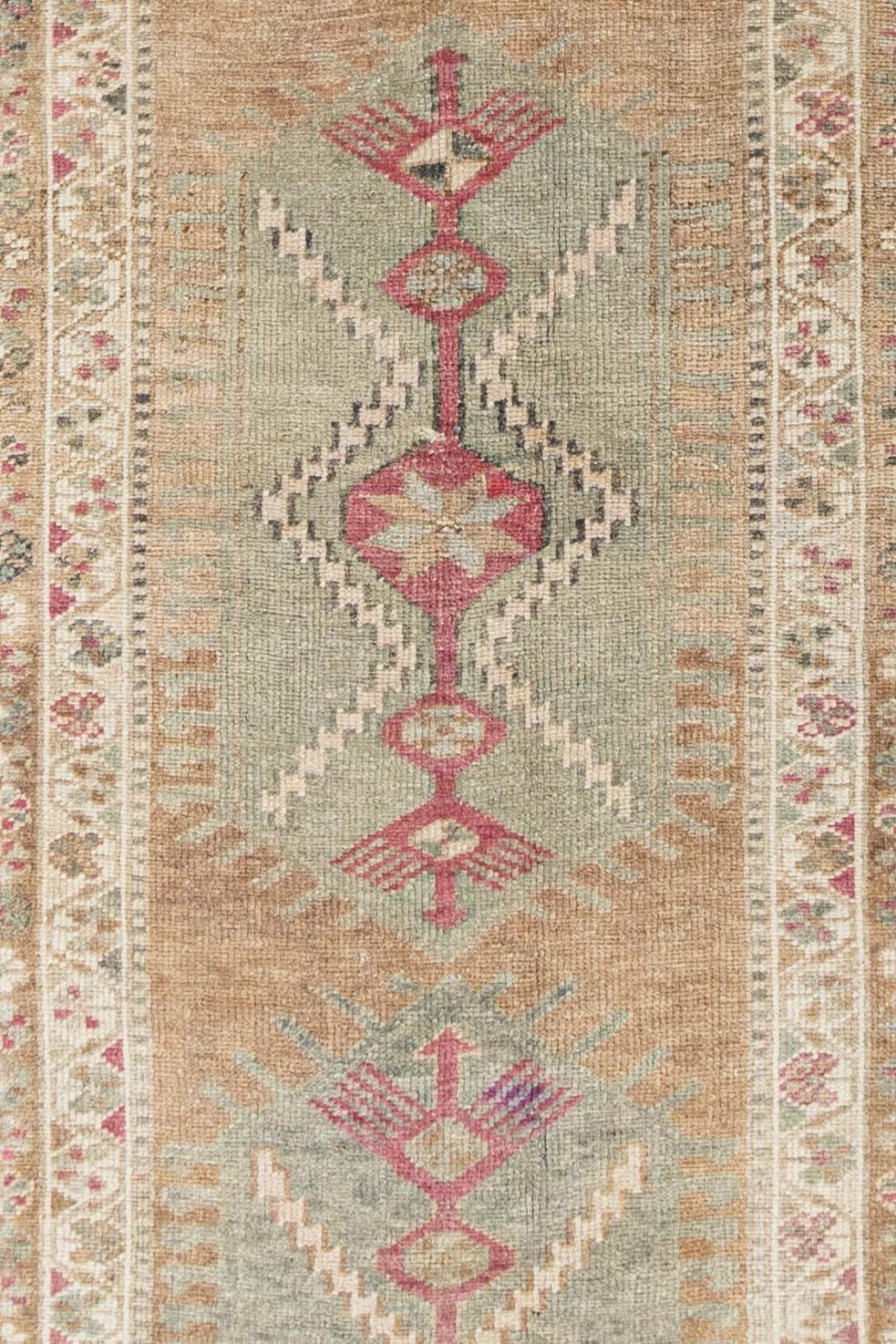 Tessuto a mano Runner turco vintage Oushak 2'9 X 16'8 in vendita