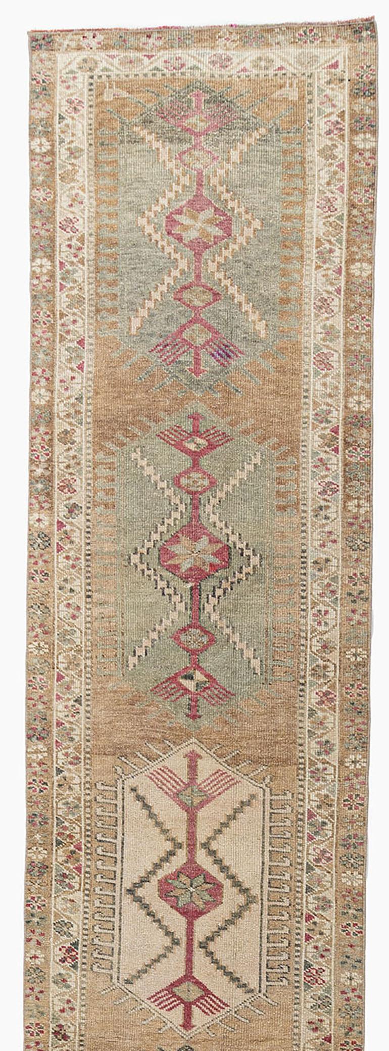 Lana Runner turco vintage Oushak 2'9 X 16'8 in vendita