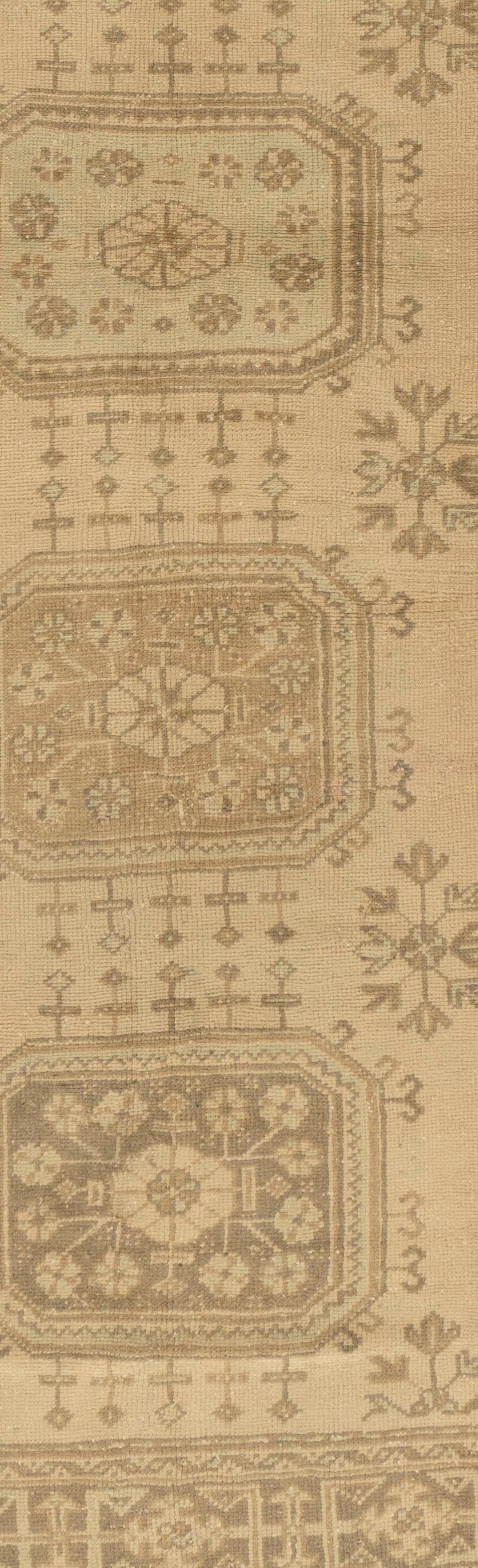 Alfombra Turca Oushak Vintage 3'3 x 11'3 en Bueno estado para la venta en New York, NY