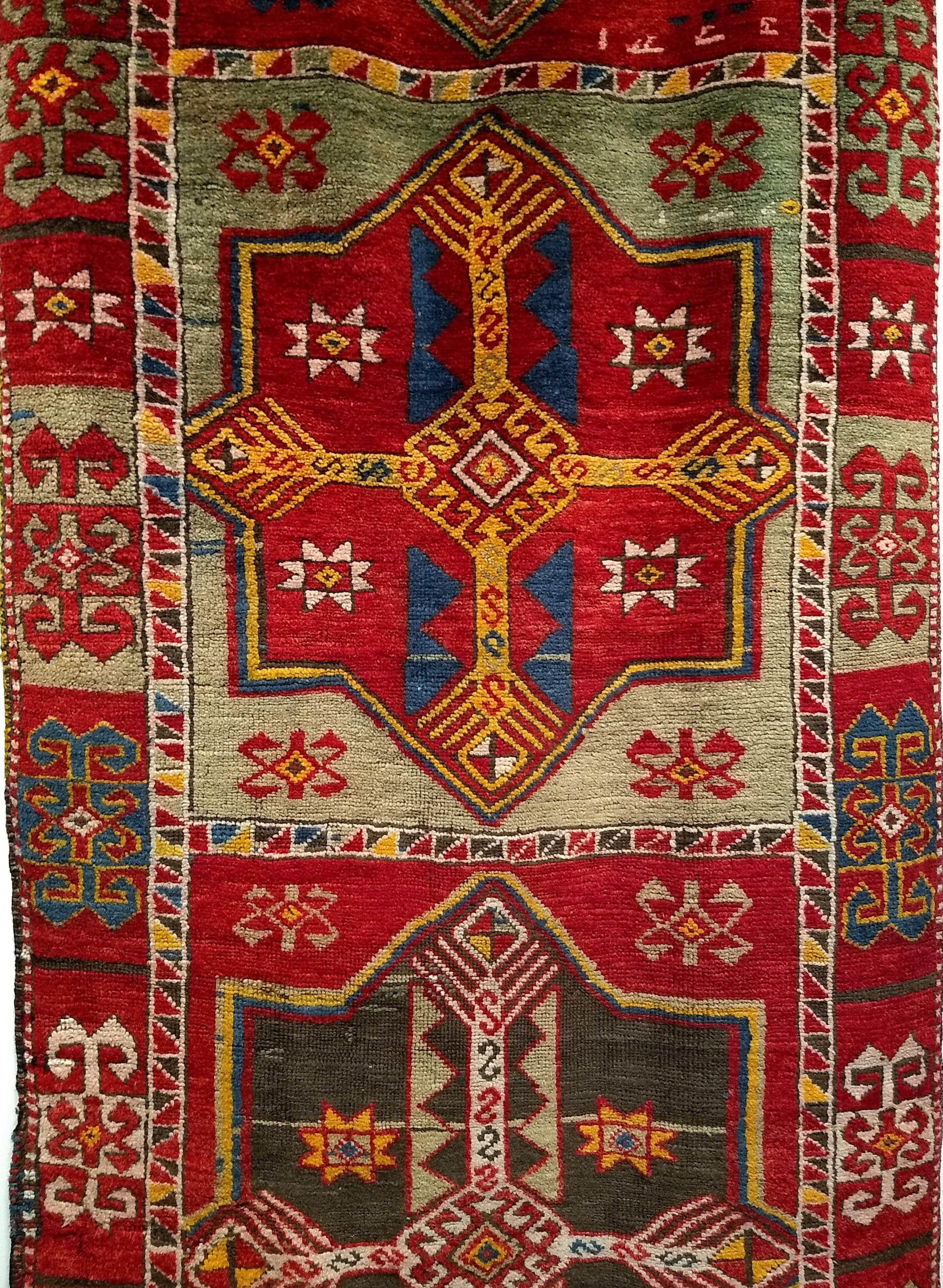 Türkischer Oushak-Läufer, Vintage (Pflanzlich gefärbt) im Angebot