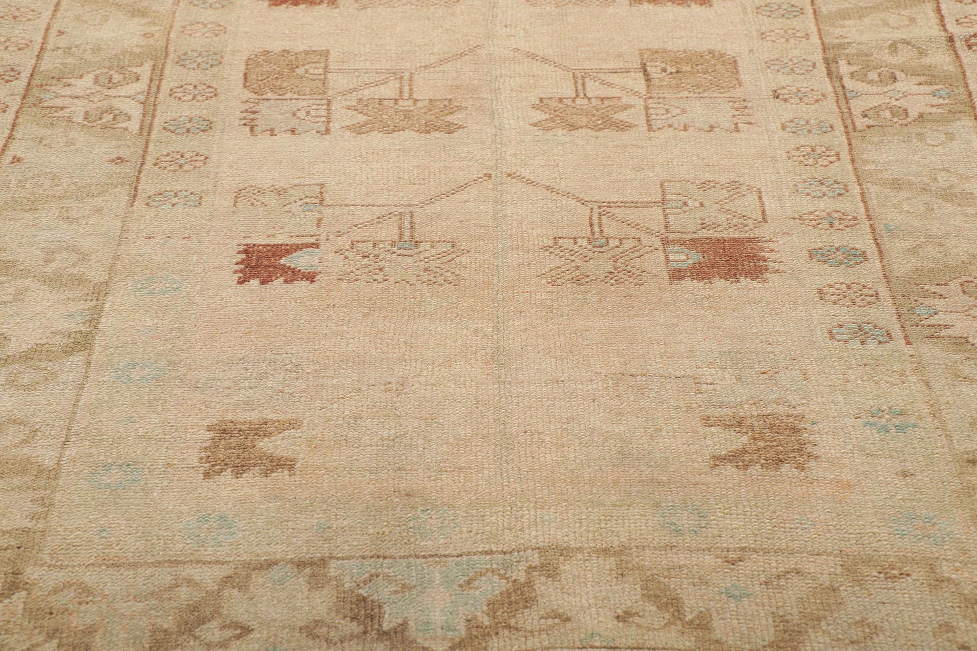 Vintage Turkish Oushak Rug, Shibui Meets Casual Elegance In Good Condition For Sale In Dallas, TX