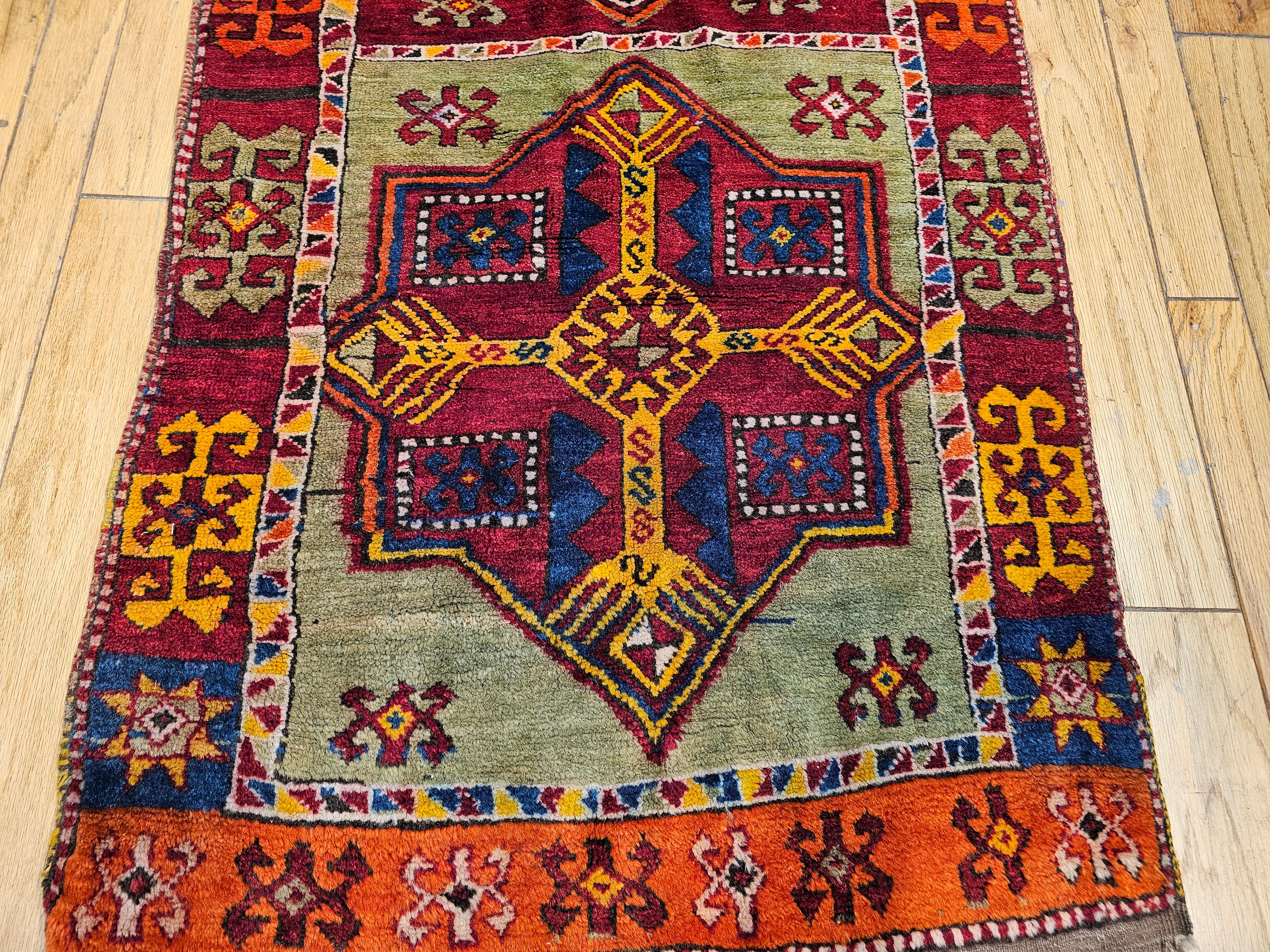 Türkischer Oushak-Läufer, Vintage im Angebot 3