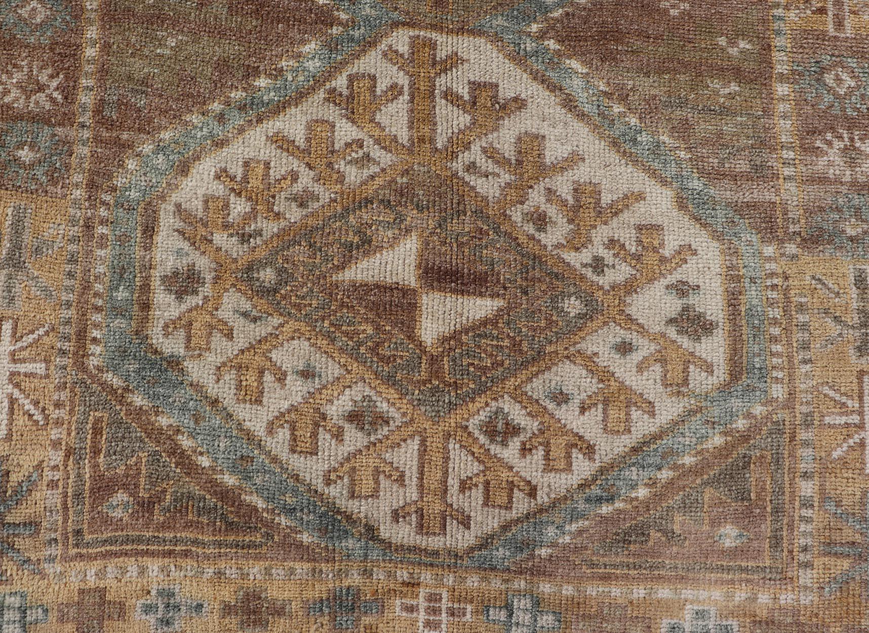 Runner Oushak turco vintage con medaglioni geometrici in tonalità terra 3'7 x 10'8 in vendita 3