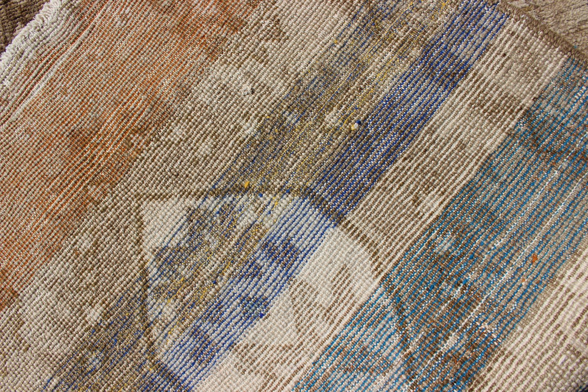 Türkischer Vintage Oushak Läufer in weichem Beige, warmem Sand und gedämpftem Gold 2'5 x 7'9 im Angebot 2