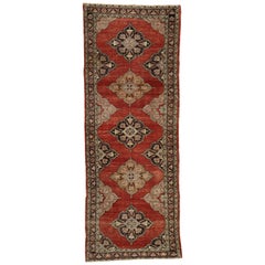 Tapis de couloir turc Oushak vintage, large tapis de couloir