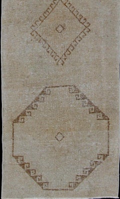 Vintage Turkish Oushak Runner in Soft Beige with Simple Geometric Medallions