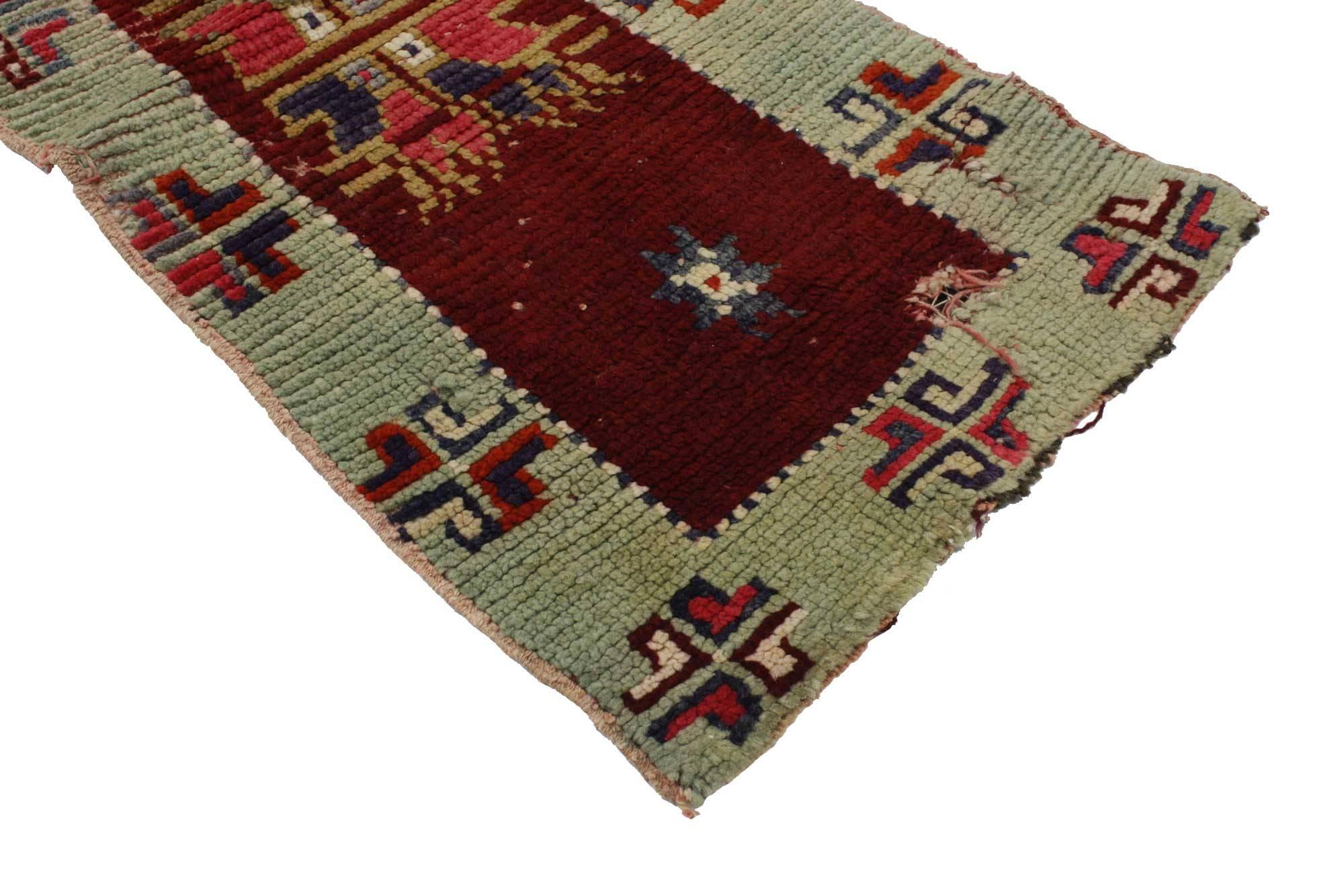 Modern Vintage Turkish Oushak Runner with Farmhouse Style, Narrow Hallway Runner For Sale