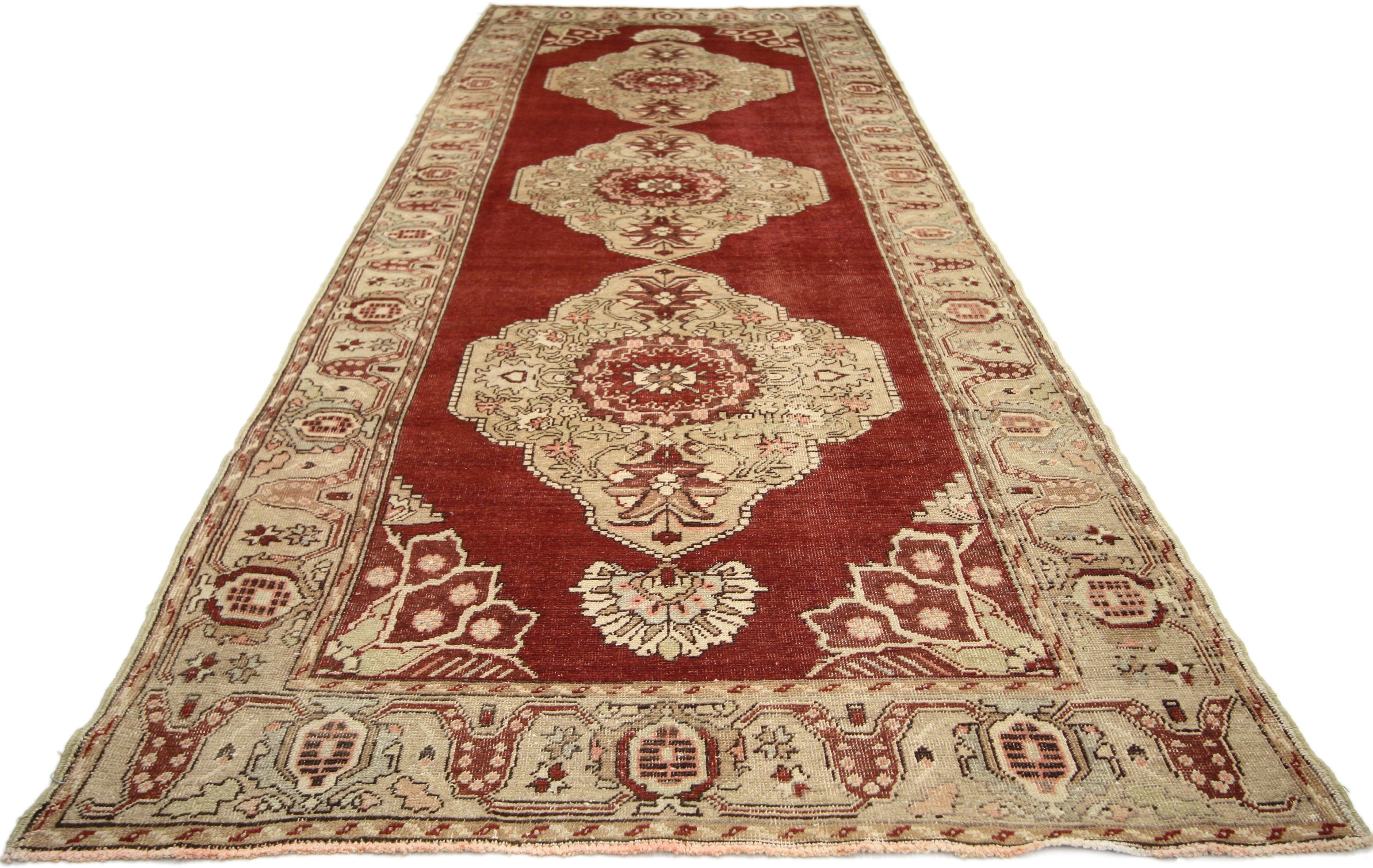 Vintage Turkish Oushak Runner with French Country Style, Hallway Runner In Good Condition For Sale In Dallas, TX