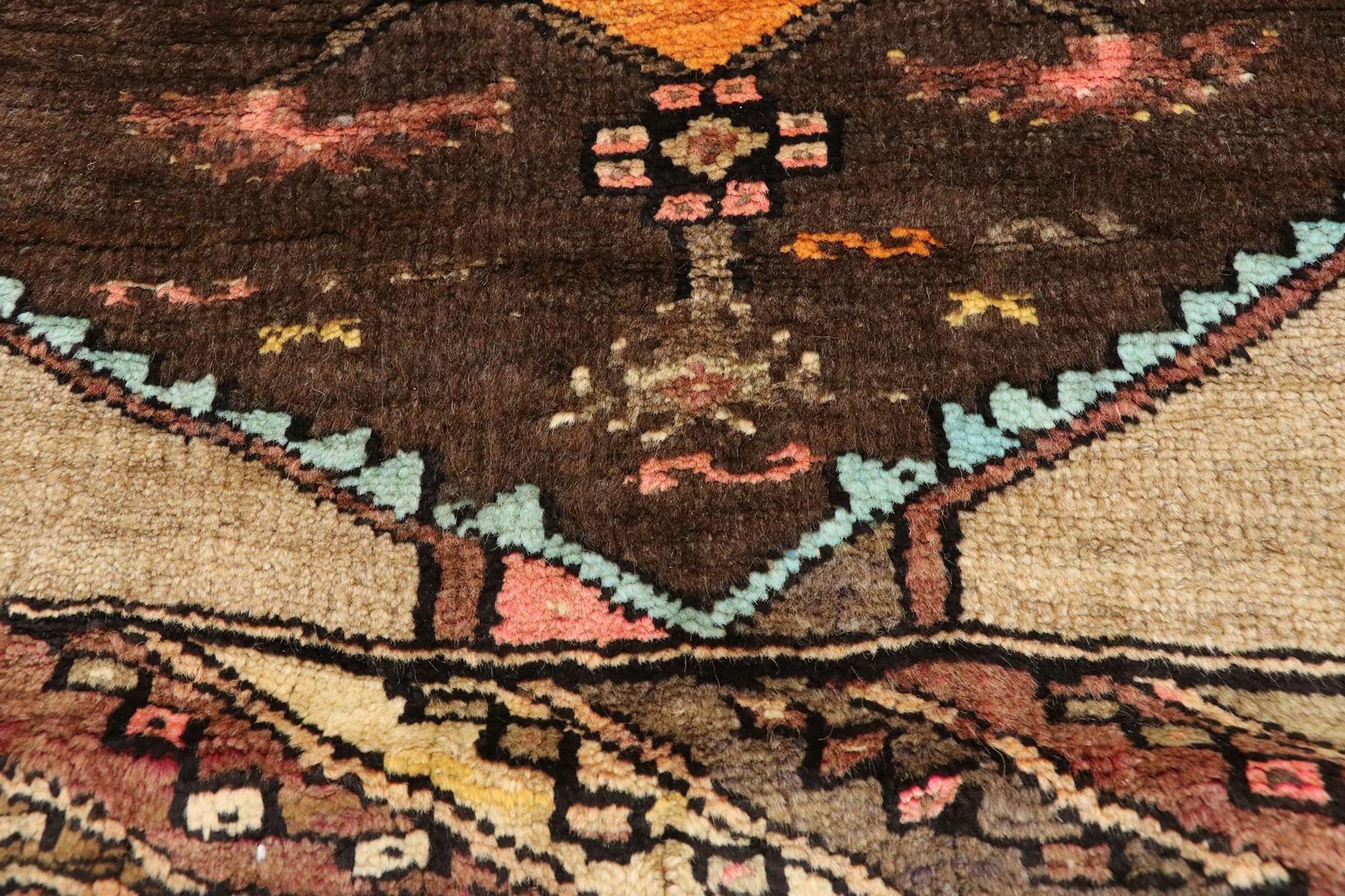 Türkischer Oushak-Teppich im modernen, zeitgenössischen Vintage-Stil, bemalt (Wolle) im Angebot