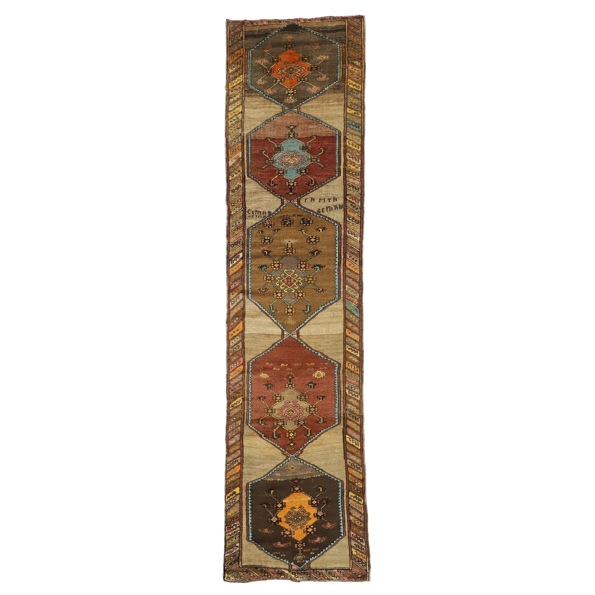 Türkischer Oushak-Teppich im modernen, zeitgenössischen Vintage-Stil, bemalt im Angebot
