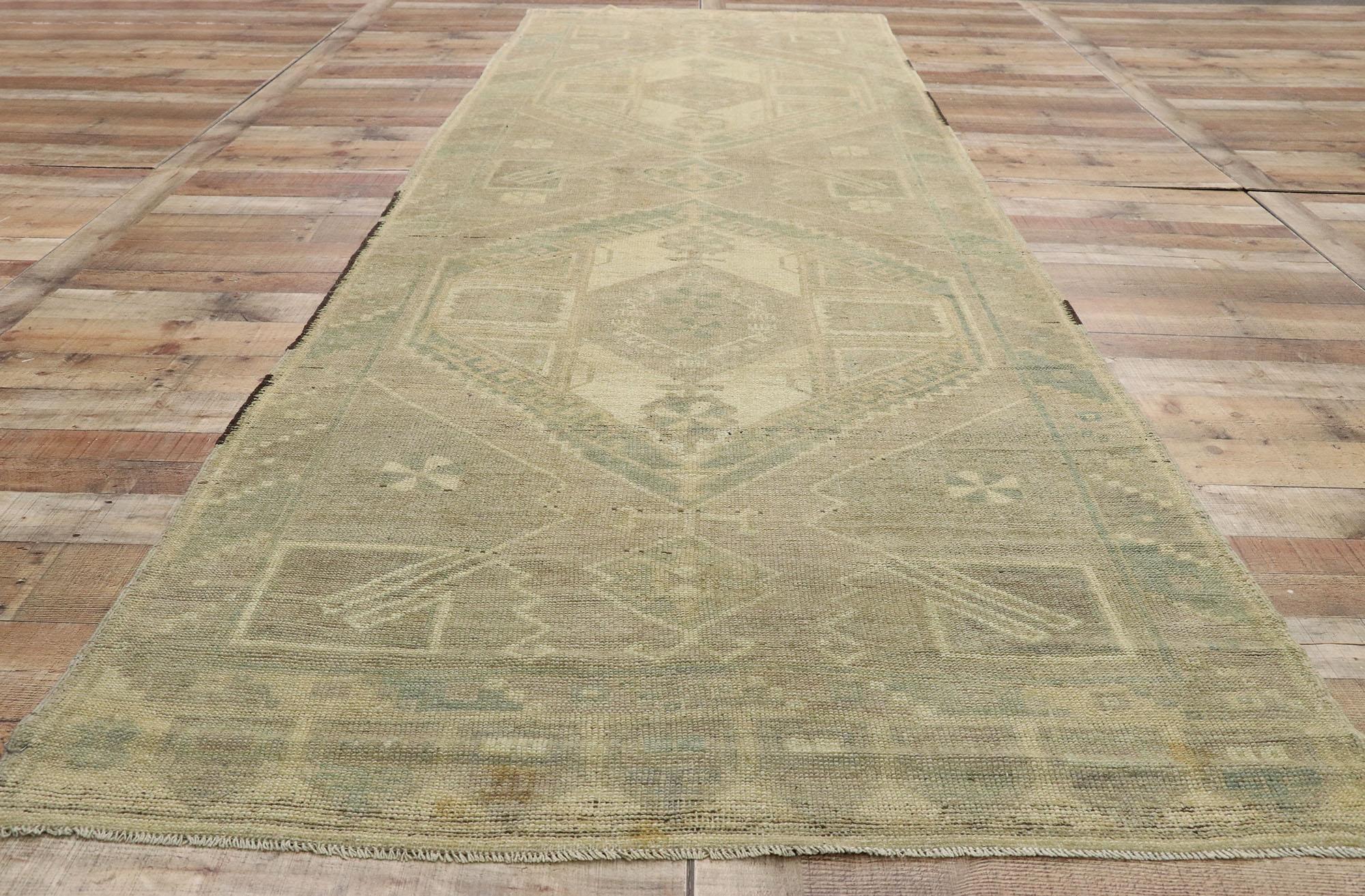 Lana Runner turco vintage in Oushak con stile moderno in vendita