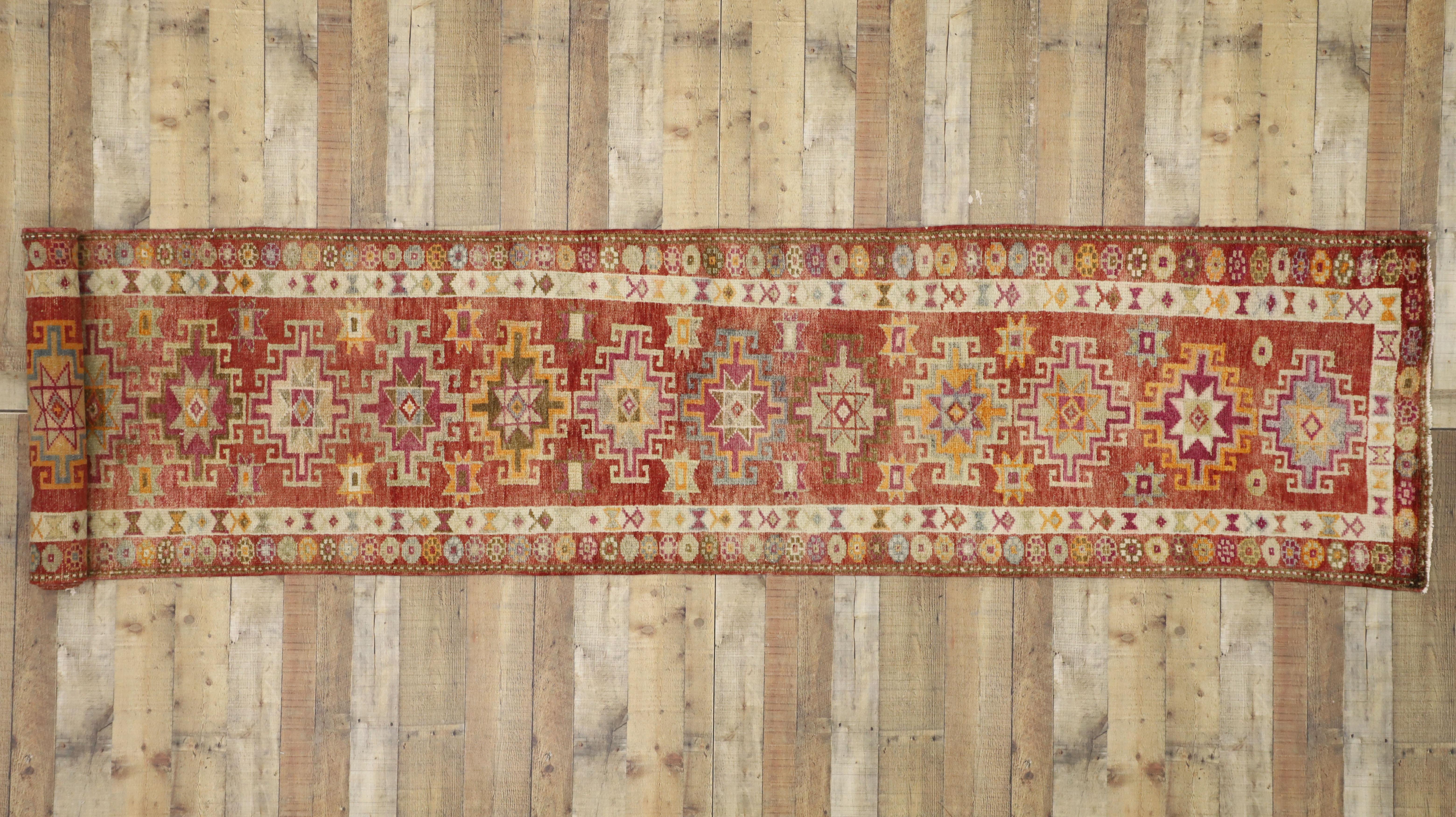 Vintage Turkish Oushak Runner with Mid-Century Modern Art Deco Style In Good Condition In Dallas, TX