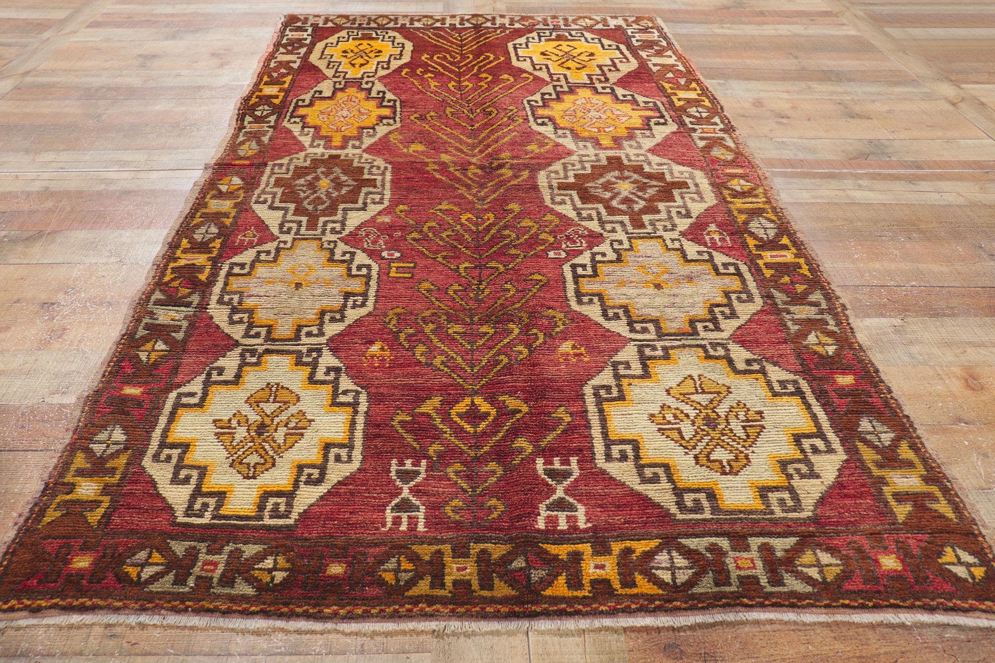 Vintage Turkish Oushak Runner with Modern Tribal Style, Gallery Rug In Good Condition In Dallas, TX