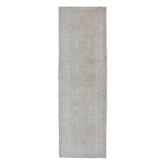Alfombra Turca Oushak Vintage con Diseño Multi-Medallón en Paleta de Colores Suaves