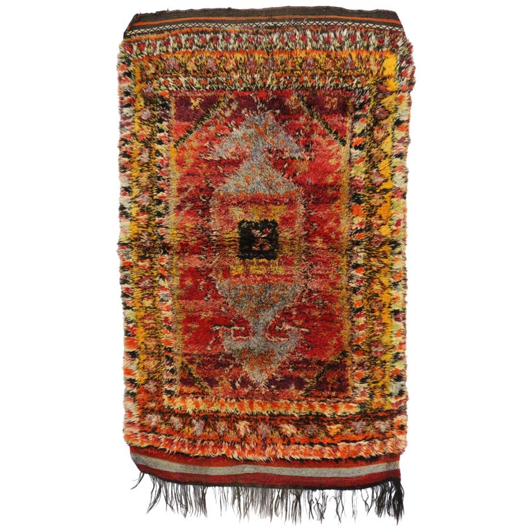 Vintage Turkish Oushak Shaggy Rug with Nomadic Tribal Style For Sale
