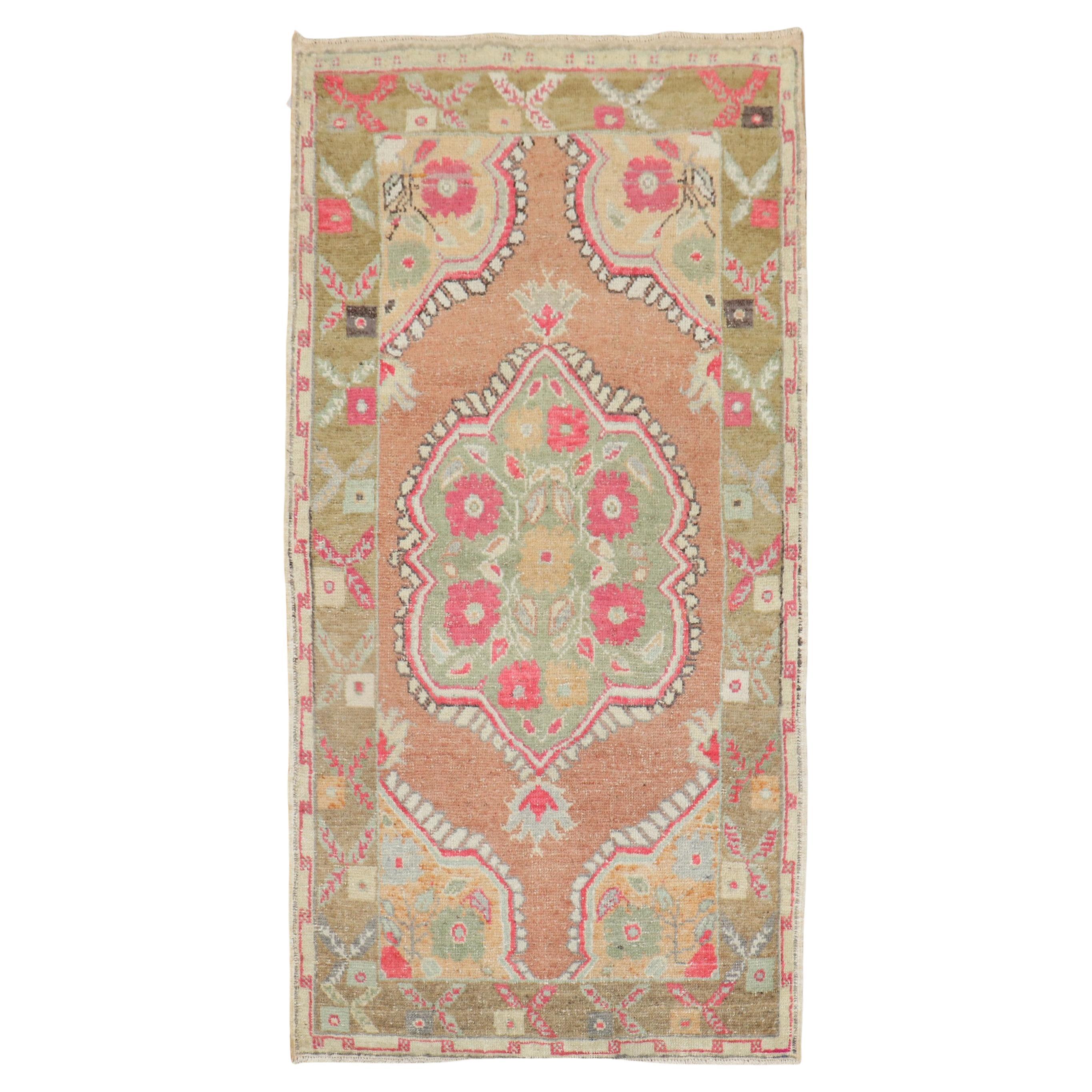 Tapis d'Oushak turc vintage