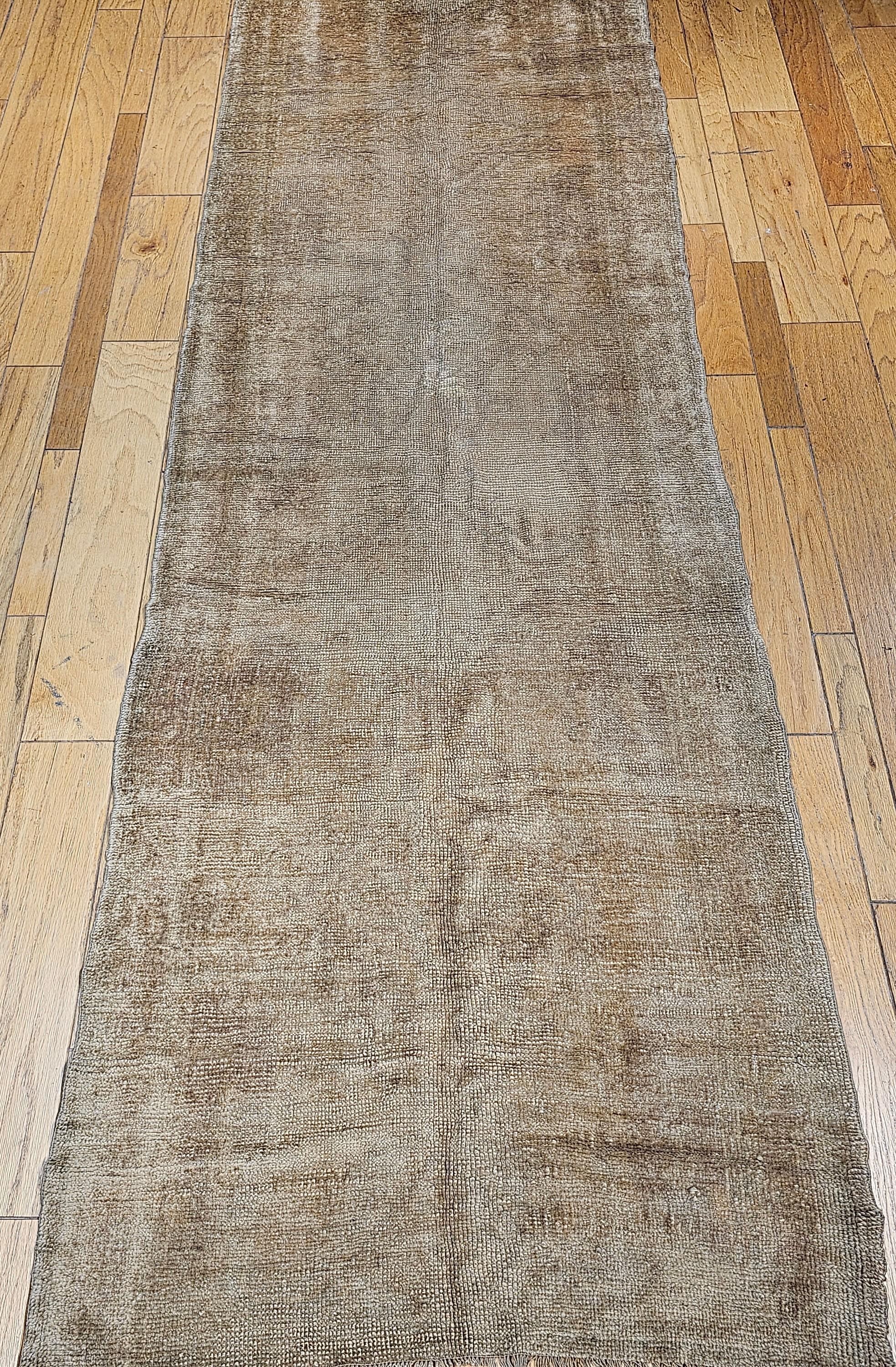 Vintage Turkish Oushak Wide Runner in an All-Over Open Pattern in Taupe, Ecru For Sale 2