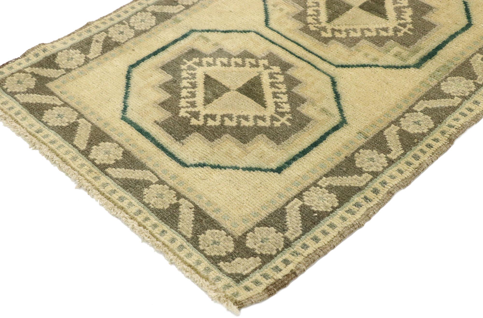 53011, vintage Turkish Oushak Yastik Scatter rug with neutral Southwestern desert boho style, small accent rug. Effortless beauty and simplicity meet tribal charm with a neutral southwestern boho chic style in this hand knotted wool vintage Turkish