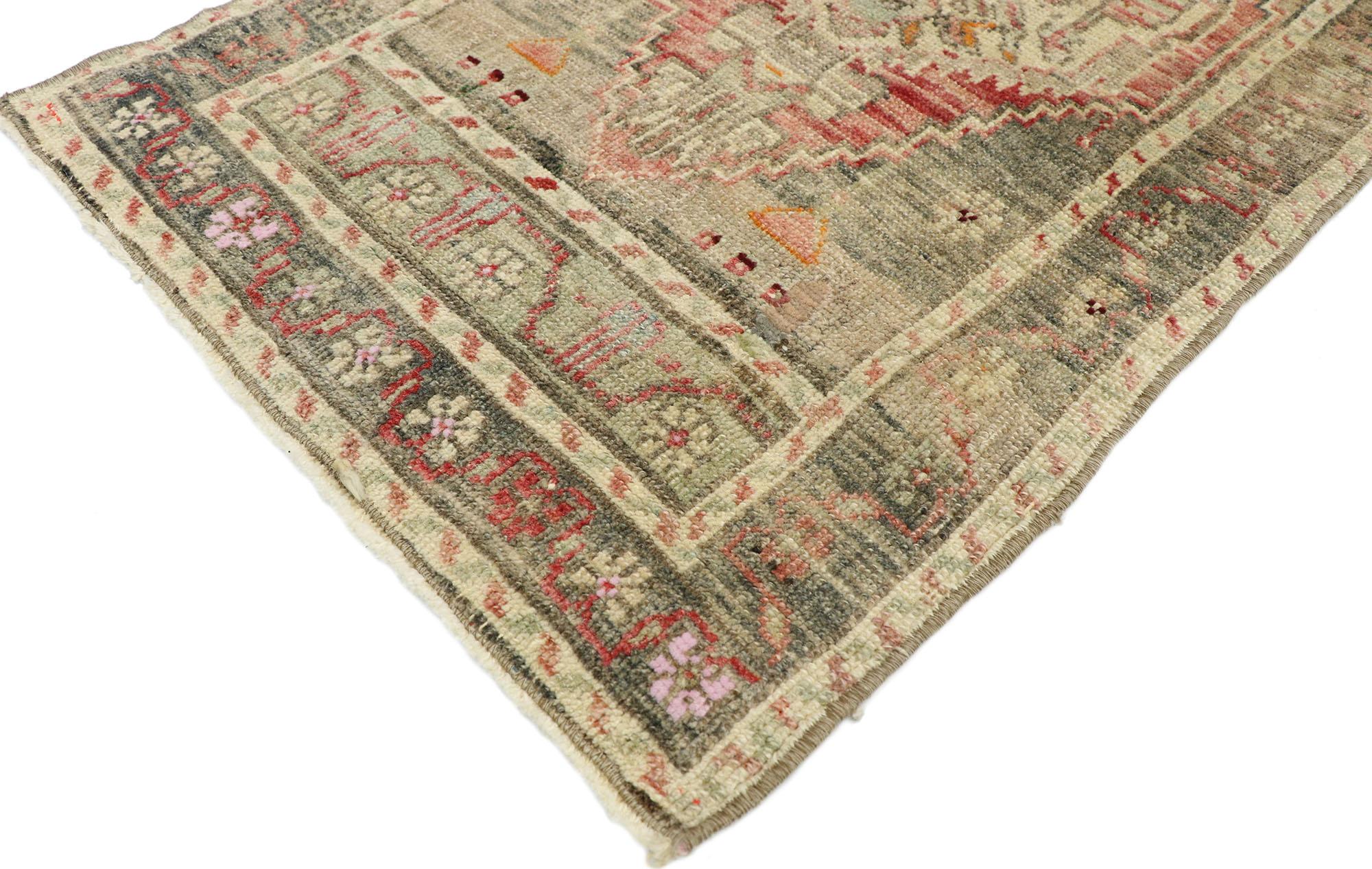 52722, vintage Turkish Oushak Yastik rug with rustic industrial style, Scatter rug. Immersed in Anatolian history and refined colors, this hand knotted wool vintage Oushak Yastik rug combines simplicity with sophistication. It features a stepped