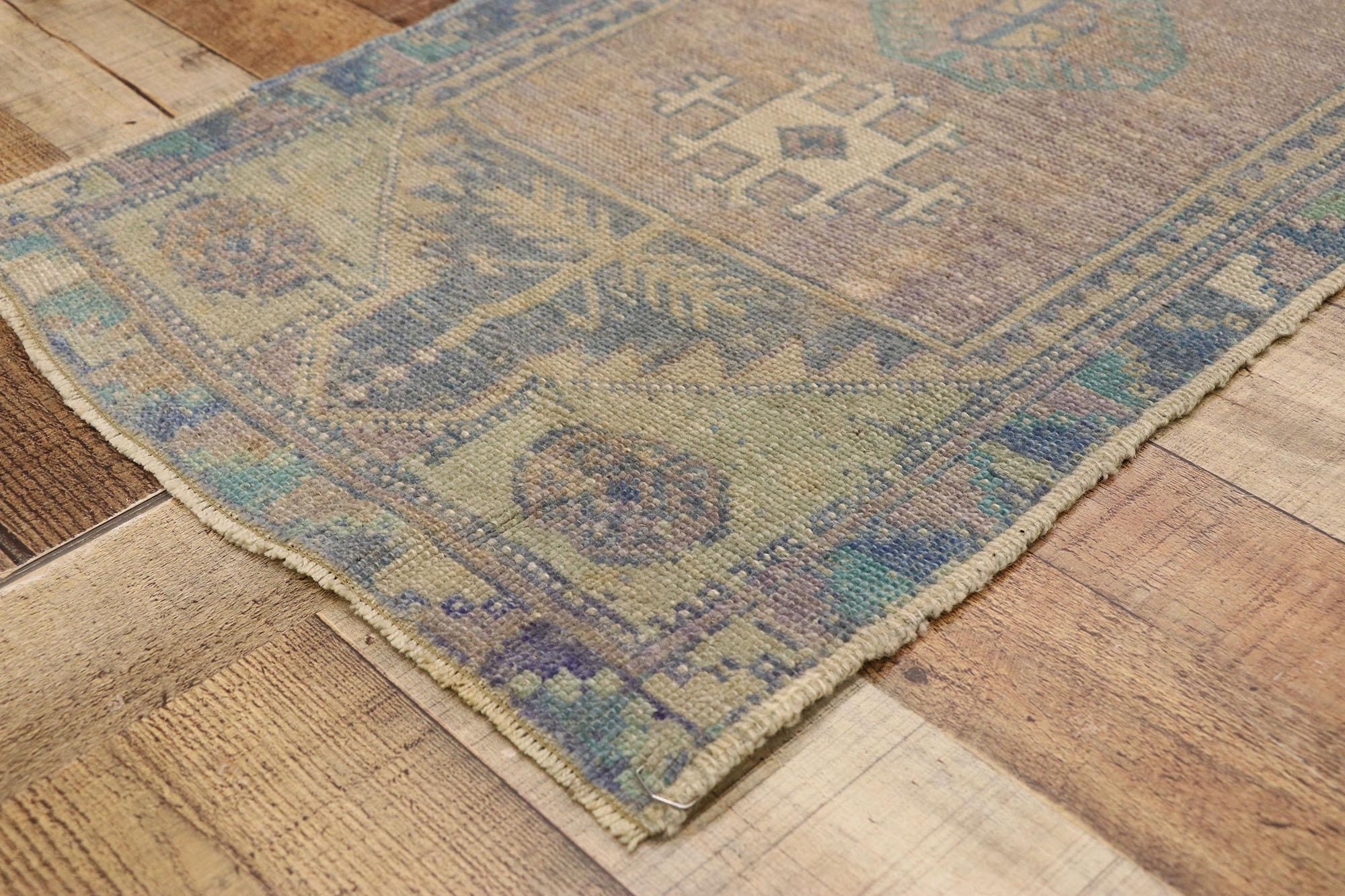 Vintage Lavender Turkish Oushak Rug In Good Condition For Sale In Dallas, TX