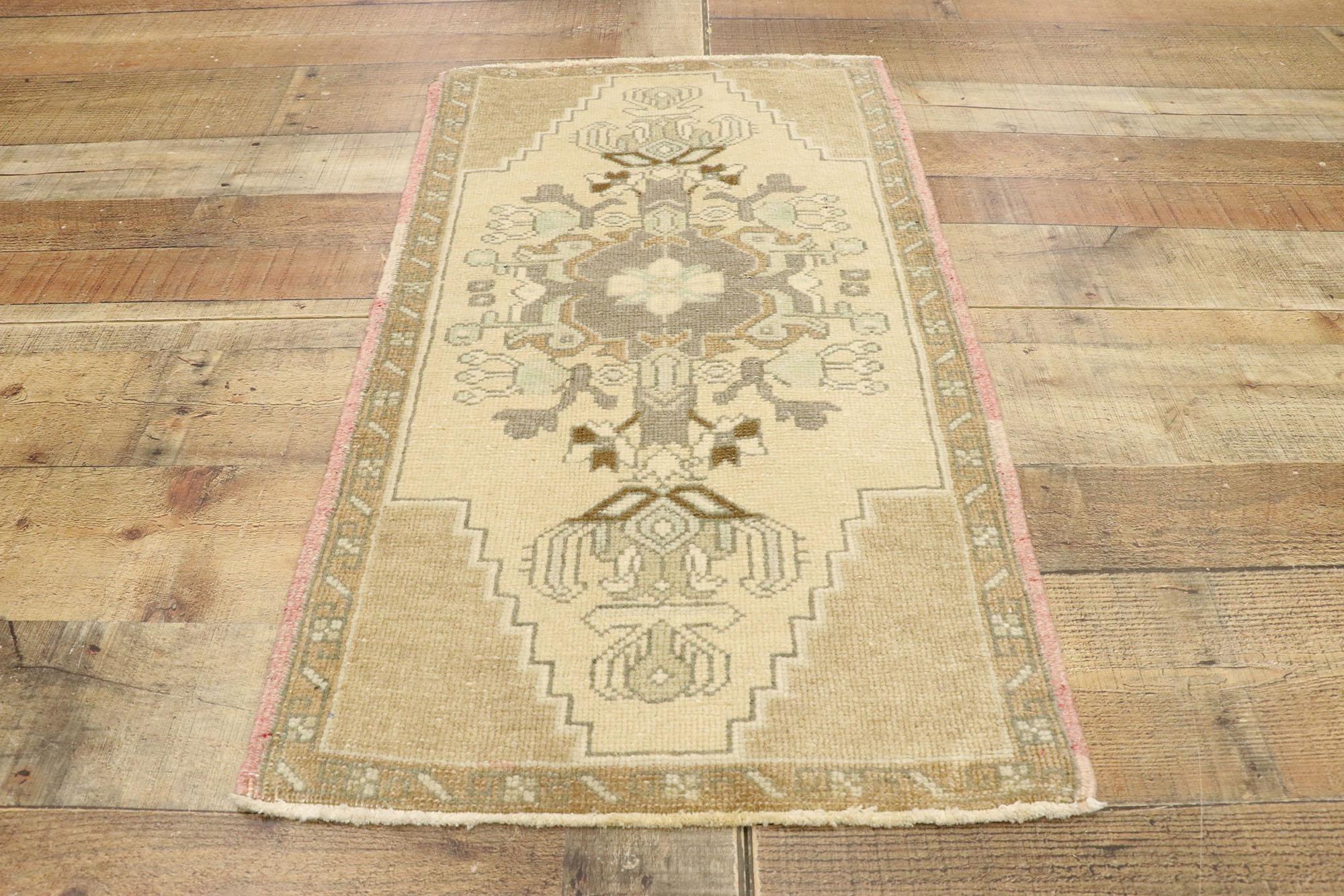 Vintage Turkish Oushak Yastik Scatter Rug with Swedish Farmhouse Cottage Style 1