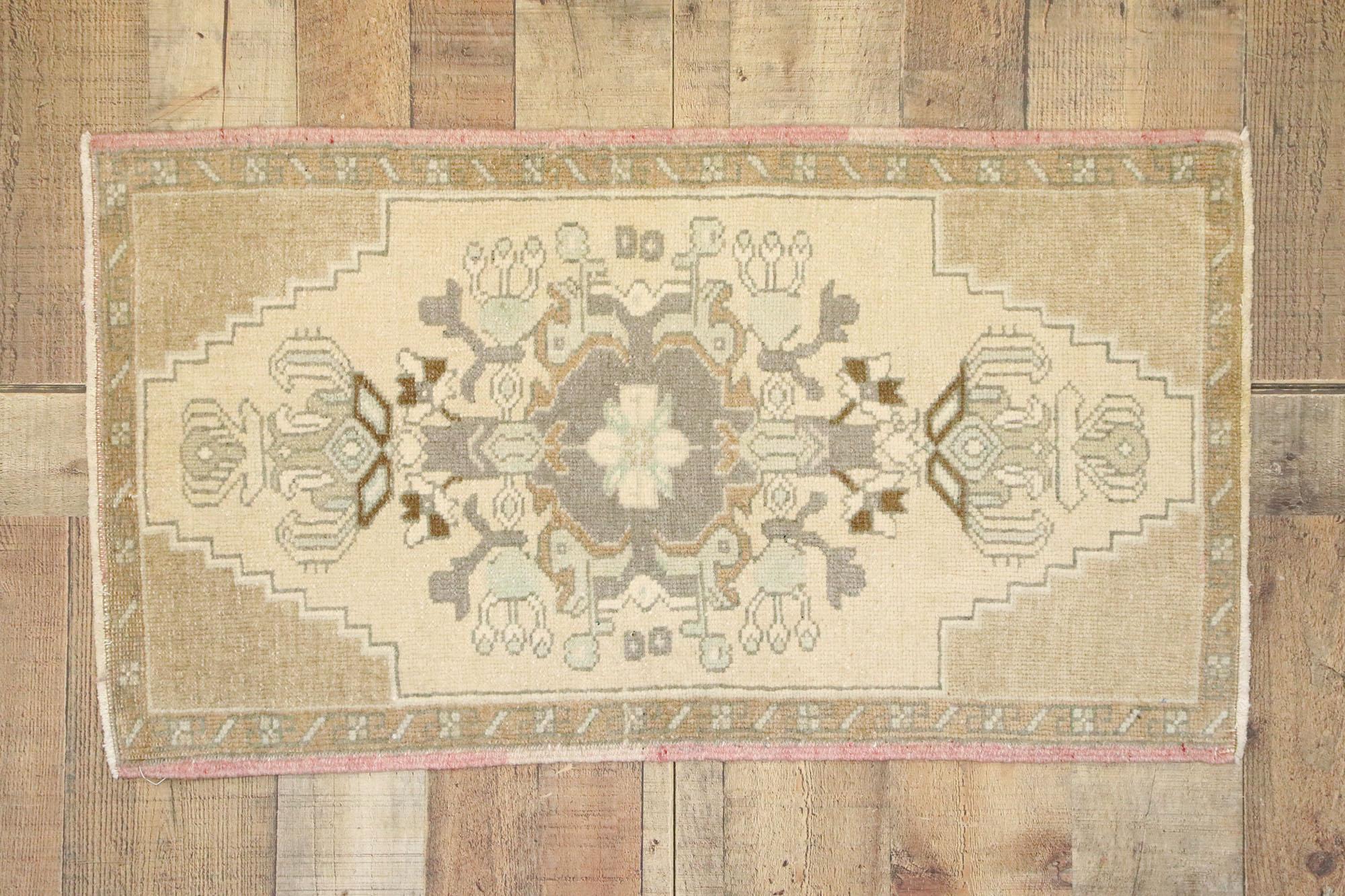 Vintage Turkish Oushak Yastik Scatter Rug with Swedish Farmhouse Cottage Style 2