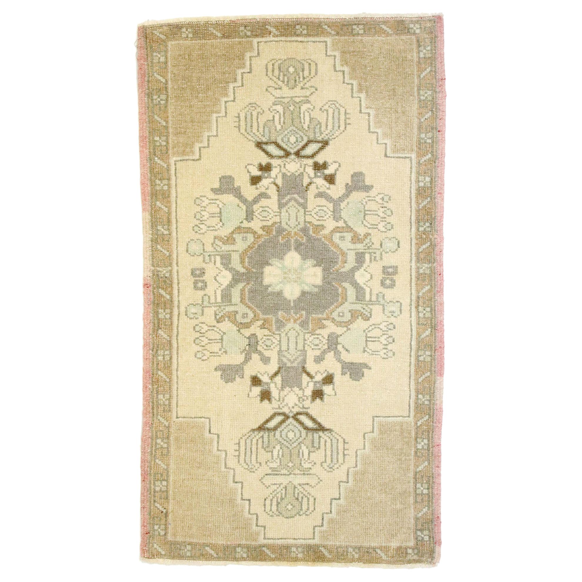 Vintage Turkish Oushak Yastik Scatter Rug with Swedish Farmhouse Cottage Style