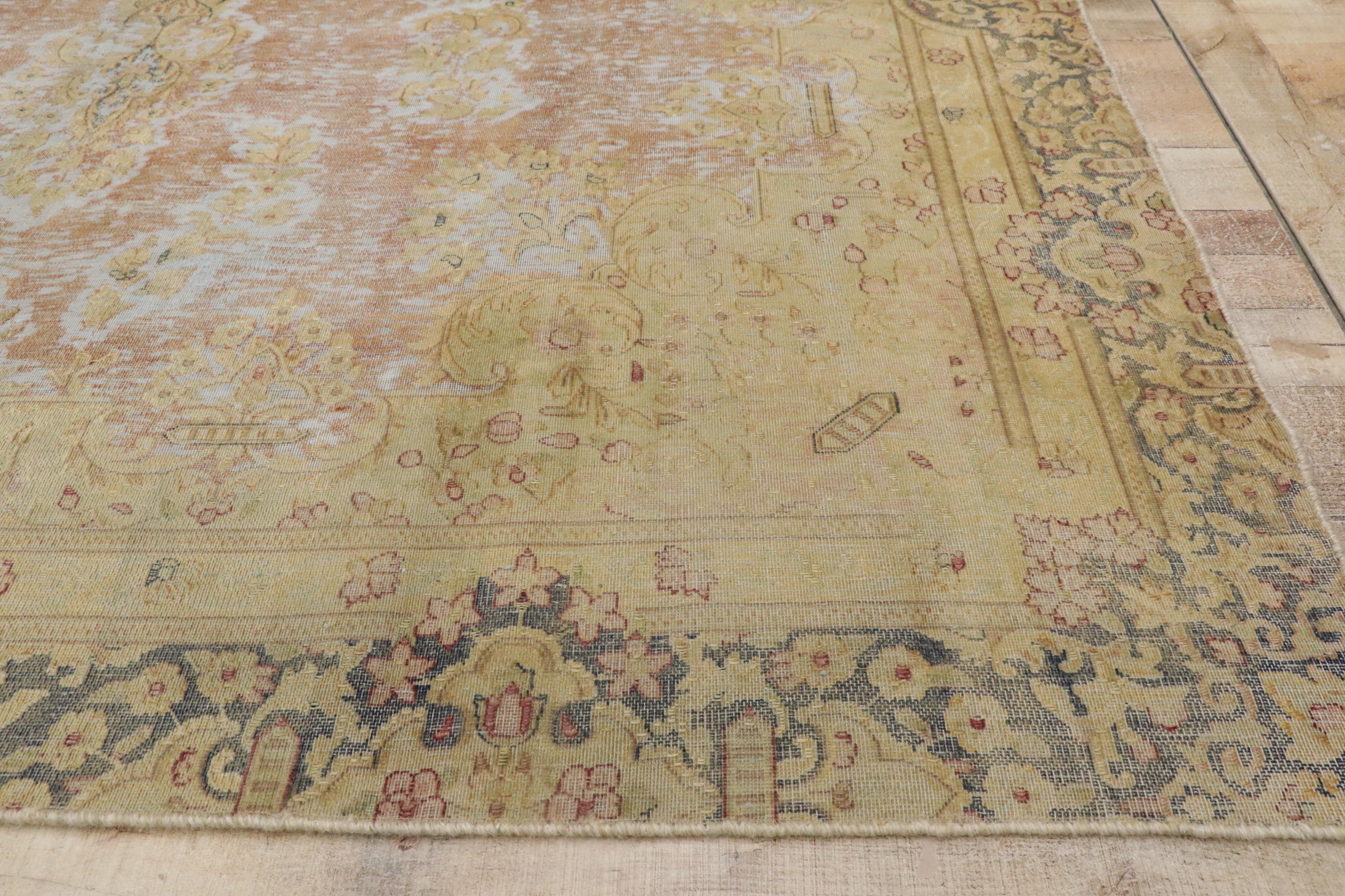 Tappeto turco sovratinto d'epoca, la provincia francese incontra la reggenza di Bridgerton in vendita 5