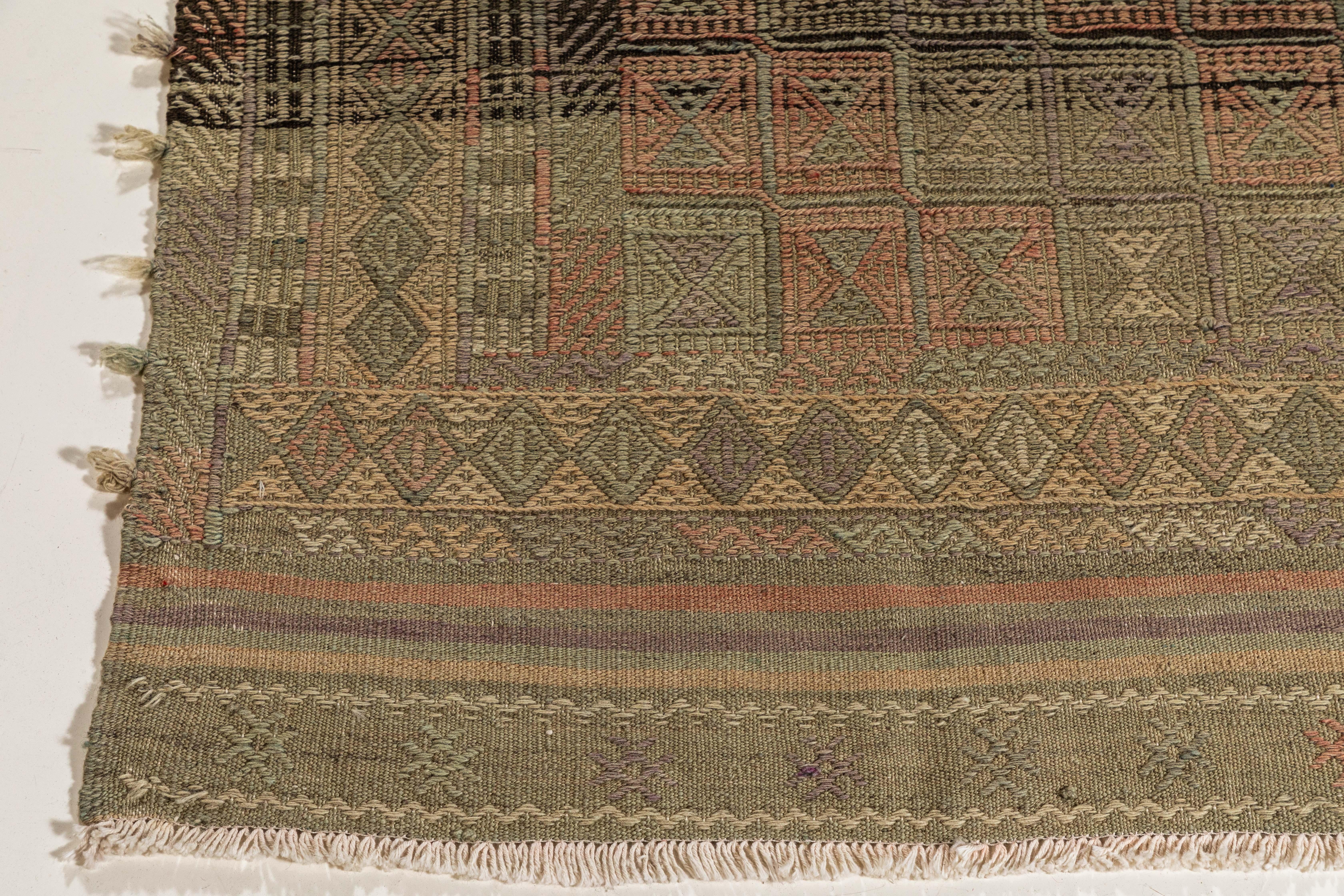 20th Century Vintage Turkish Ozdemir Flat-Weave Rug