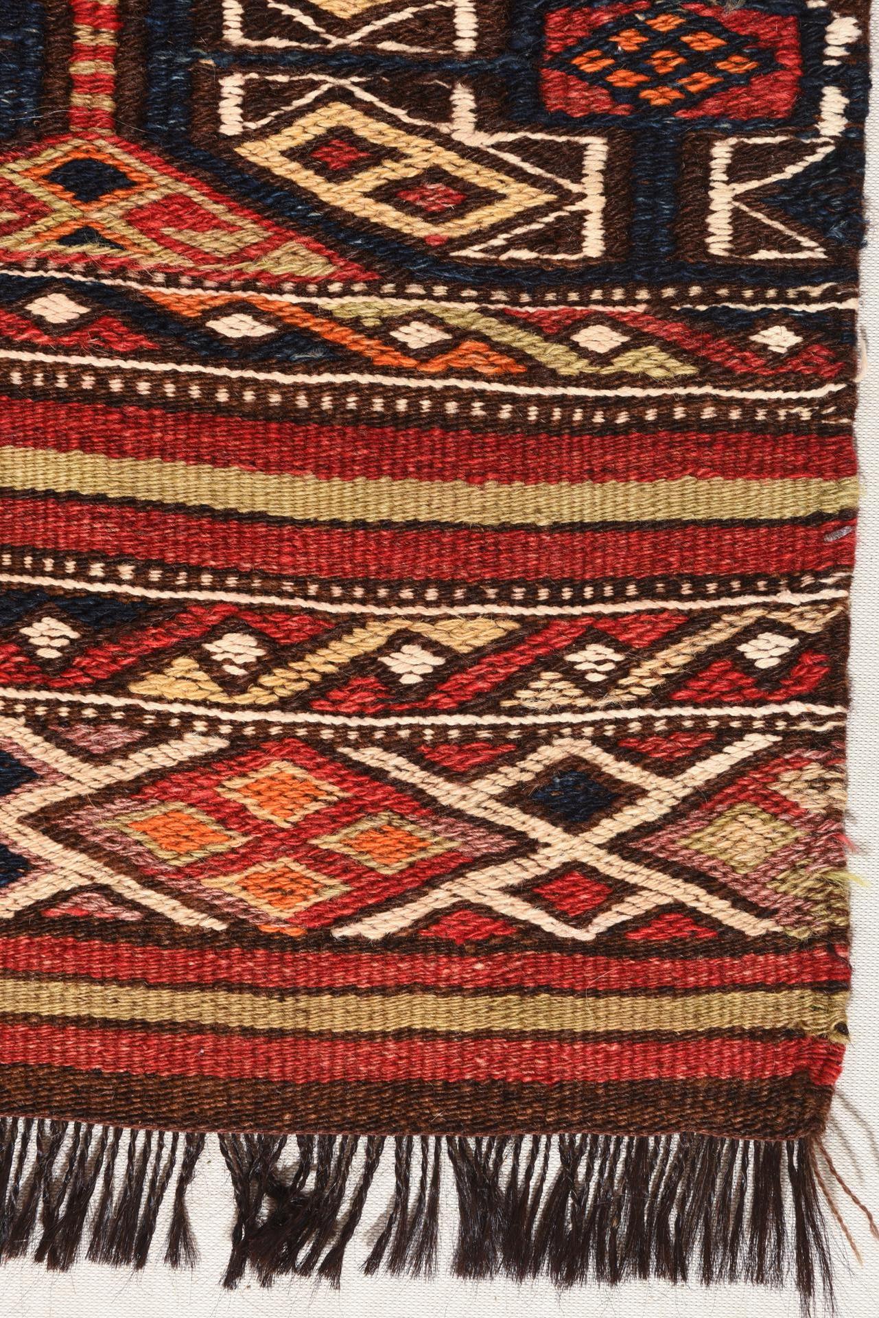 Türkischer seltener Vintage-Kelim (20. Jahrhundert) im Angebot
