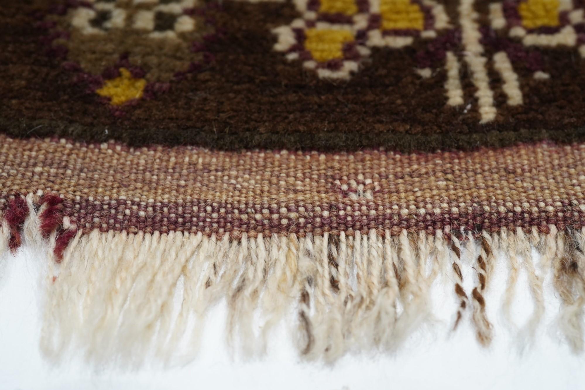 Türkischer Teppich im Vintage-Stil 1'8'' x 3'9'' (Wolle) im Angebot
