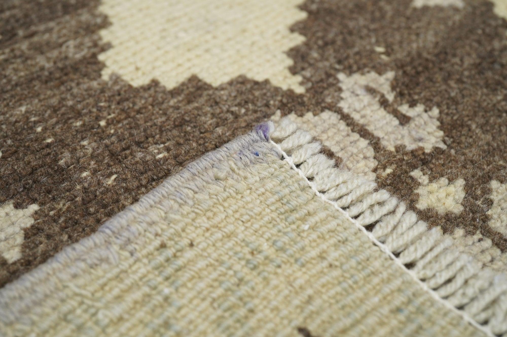 Türkischer Vintage-Teppich 2'8'' x 5'3'' im Angebot 4