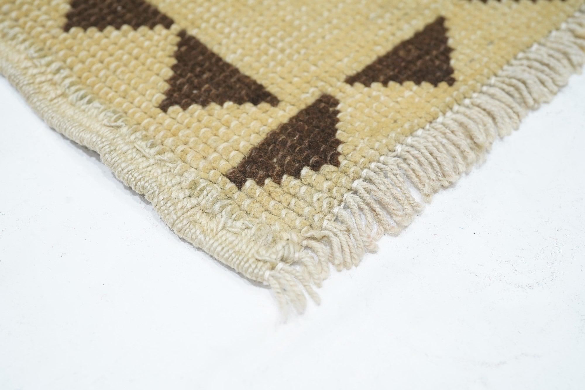 Tapis turc vintage 2'9'' x 5'10'' Bon état - En vente à New York, NY