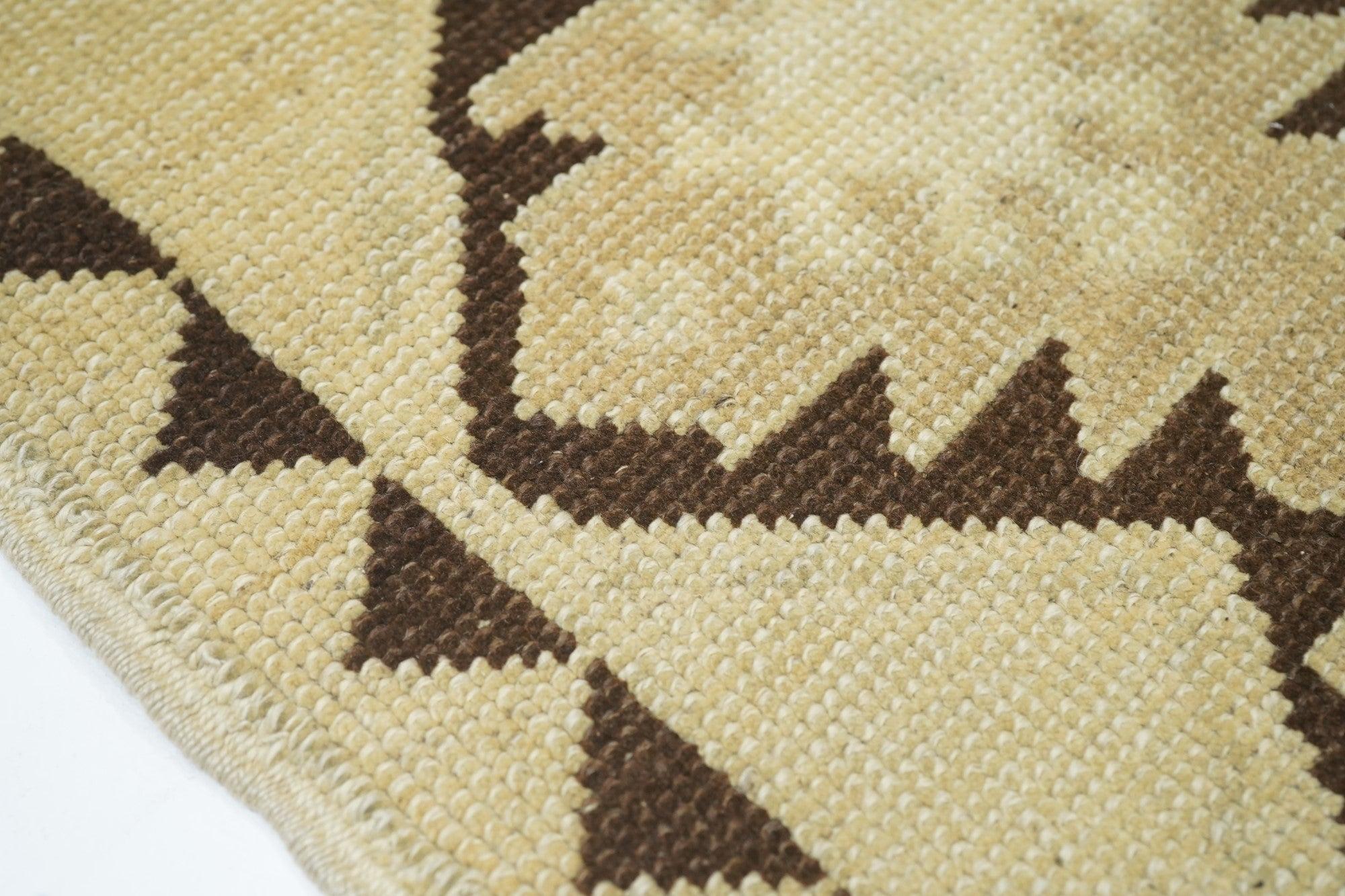 20ième siècle Tapis turc vintage 2'9'' x 5'10'' en vente
