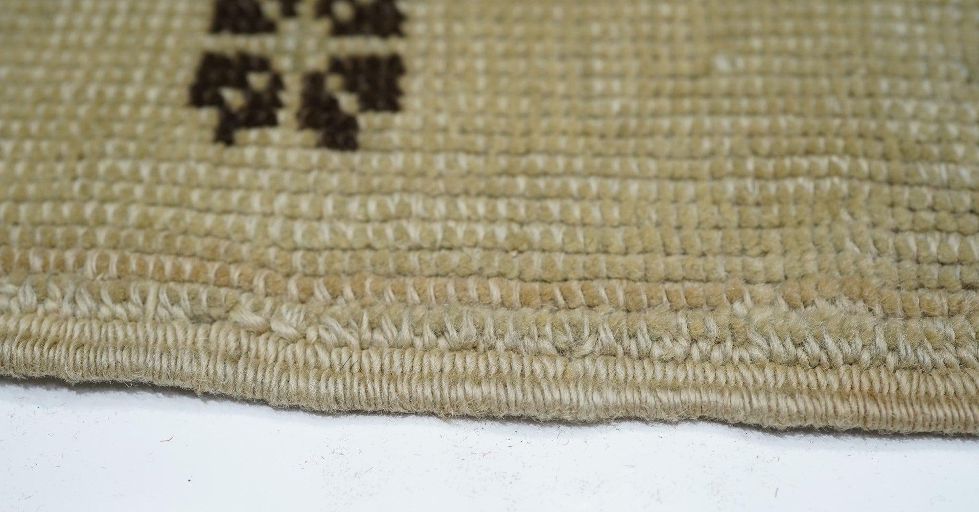 Türkischer Vintage-Teppich 3'0